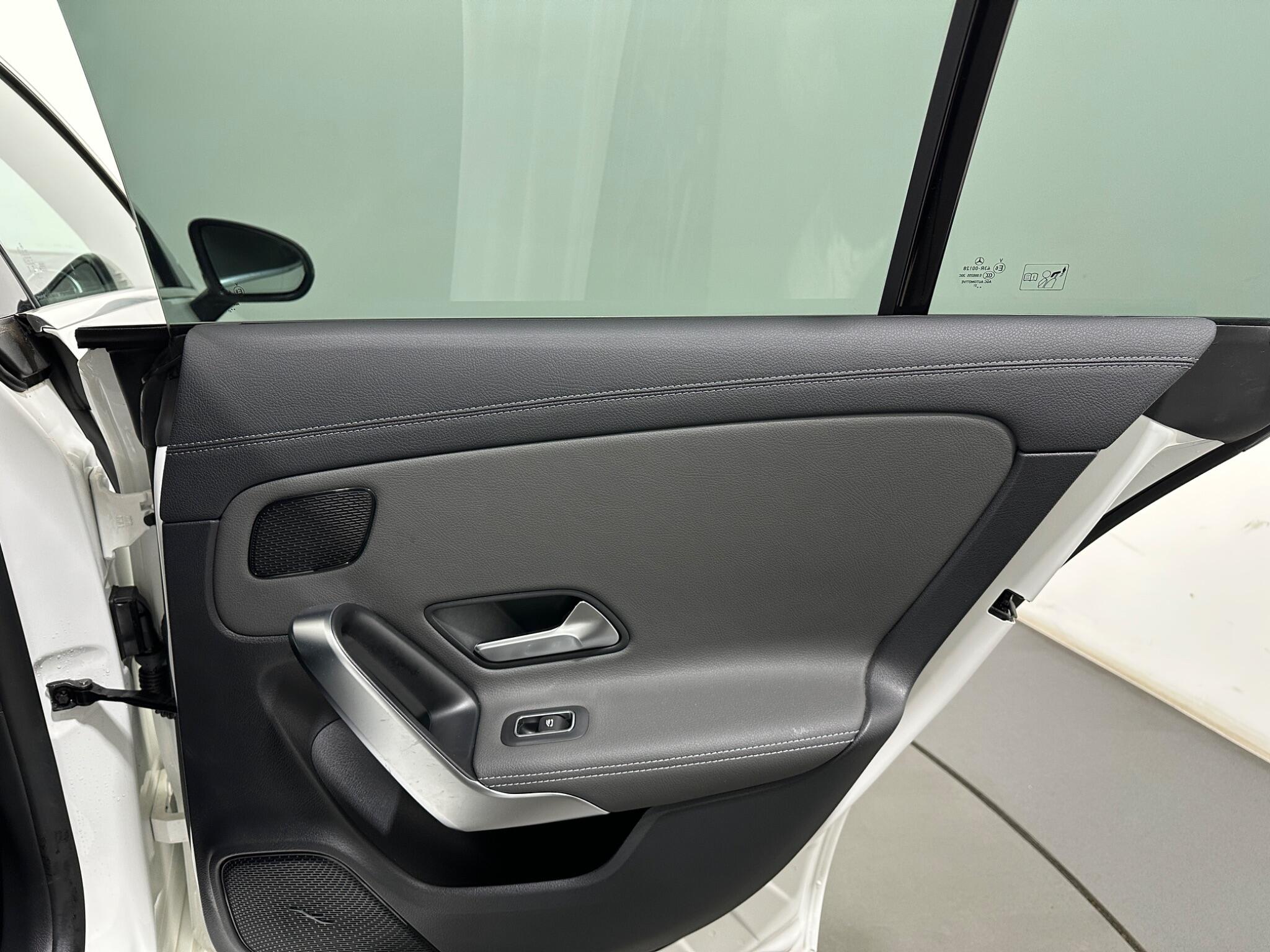 Mercedes-Benz Cla view 45