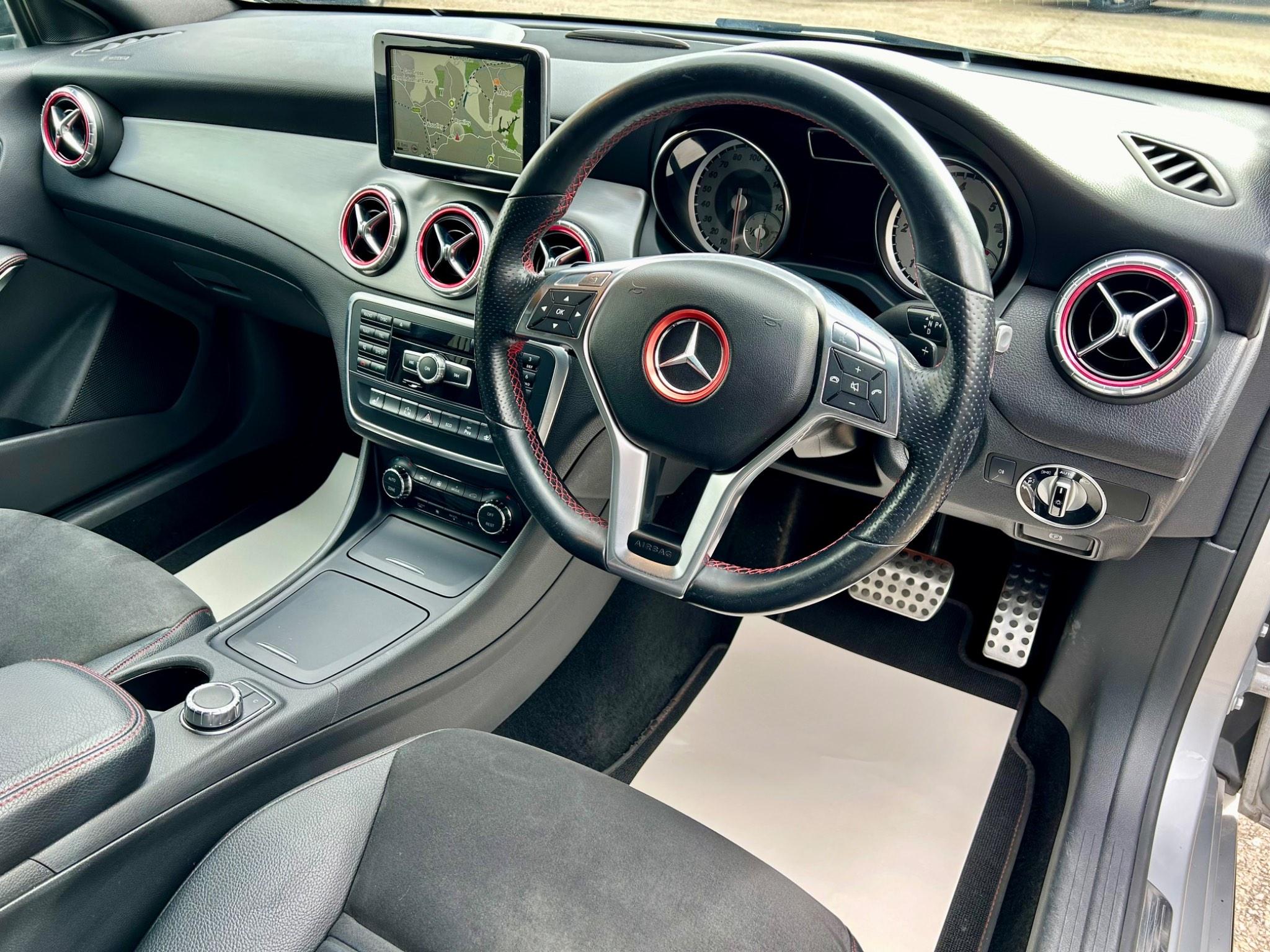 Mercedes-Benz CLA view 22