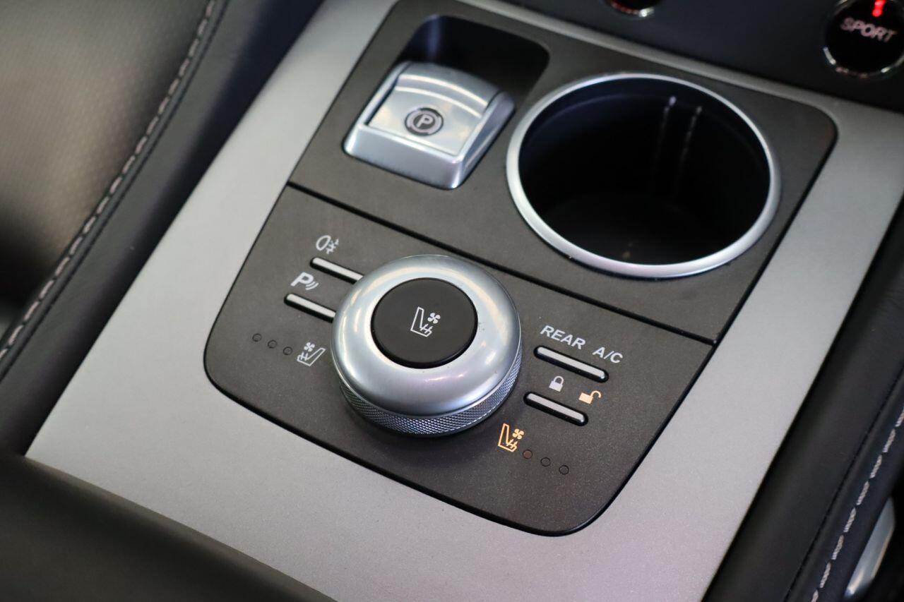 Aston Martin Rapide view 25