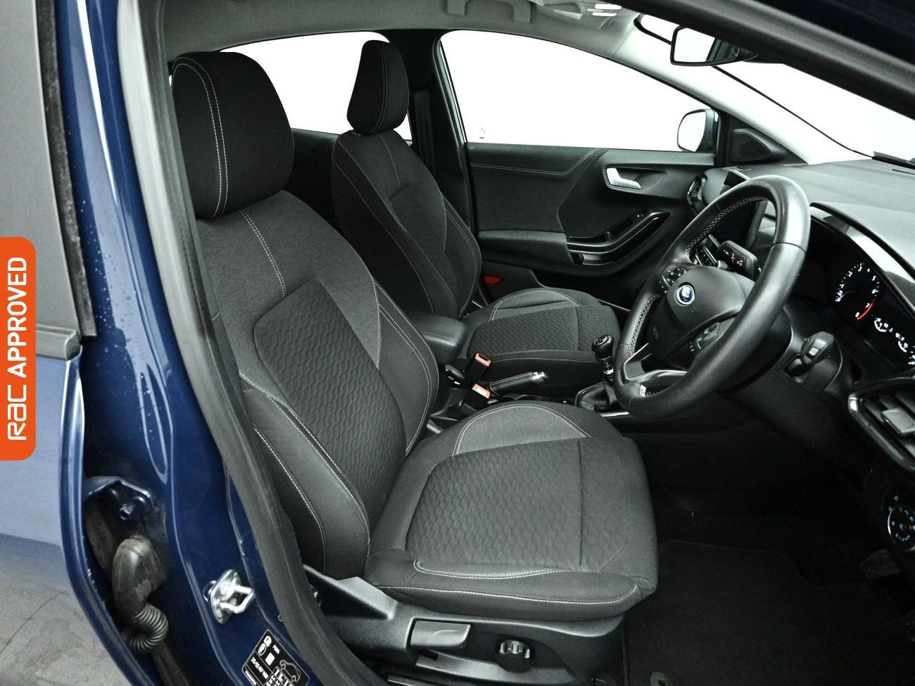 Ford Puma view 12