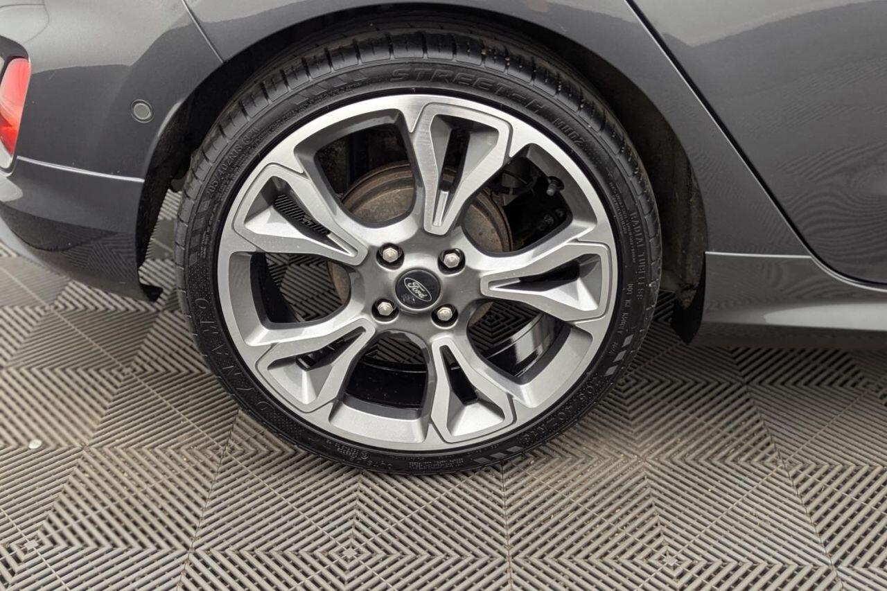 Ford Fiesta view 51
