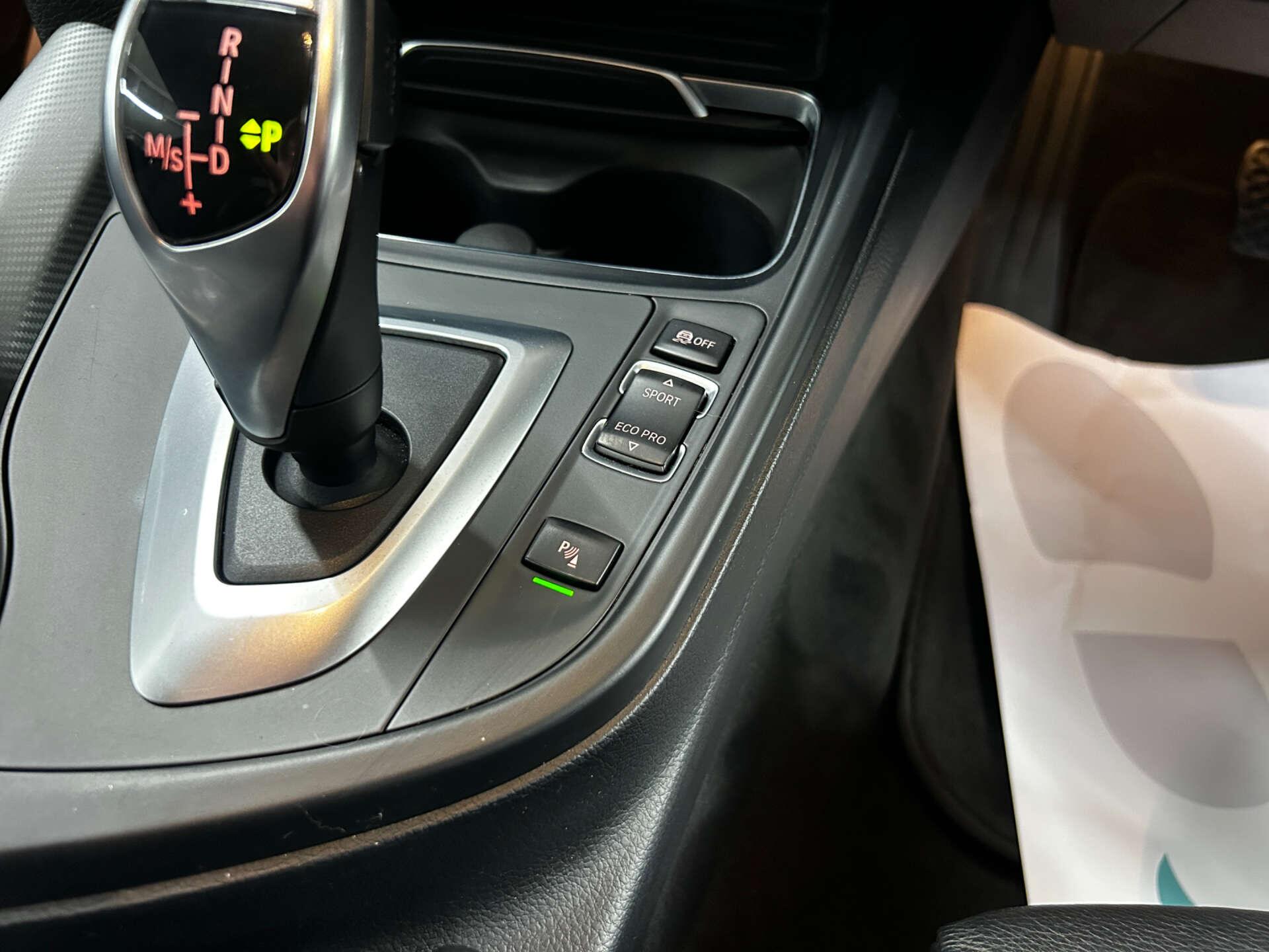 BMW 4 Series view 38