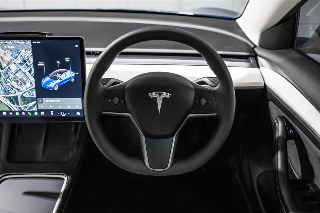 Tesla Model 3 view 27