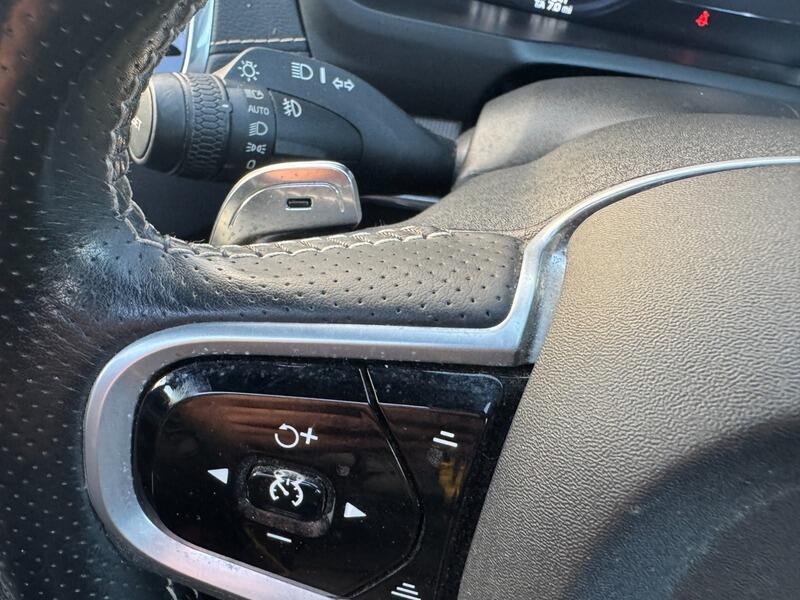 2017 Volvo XC90 image 47