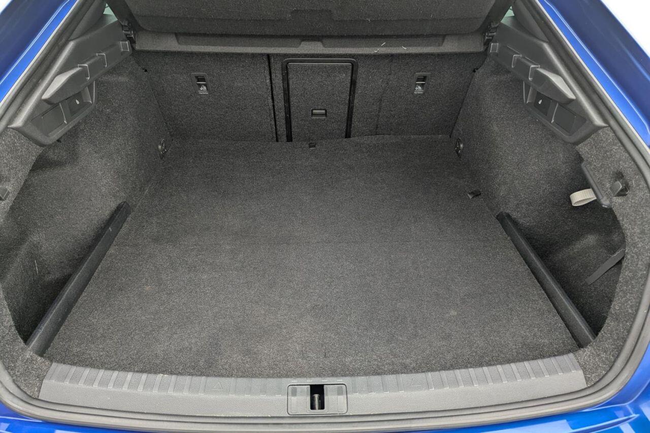 Skoda Octavia view 21