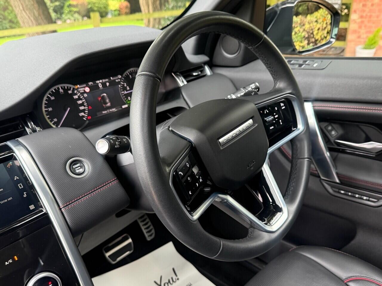 Land Rover Discovery Sport view 16