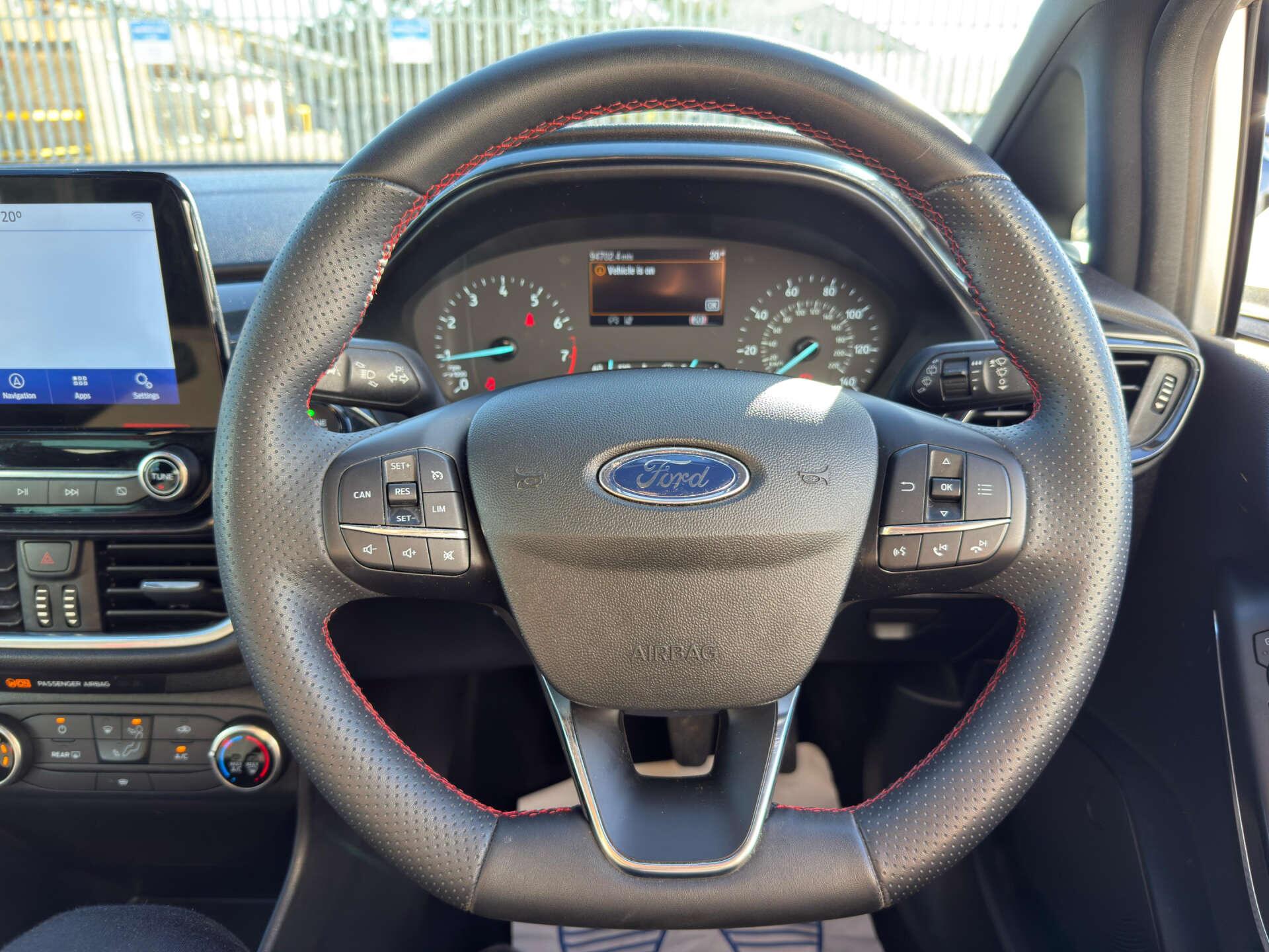 Ford Fiesta view 64
