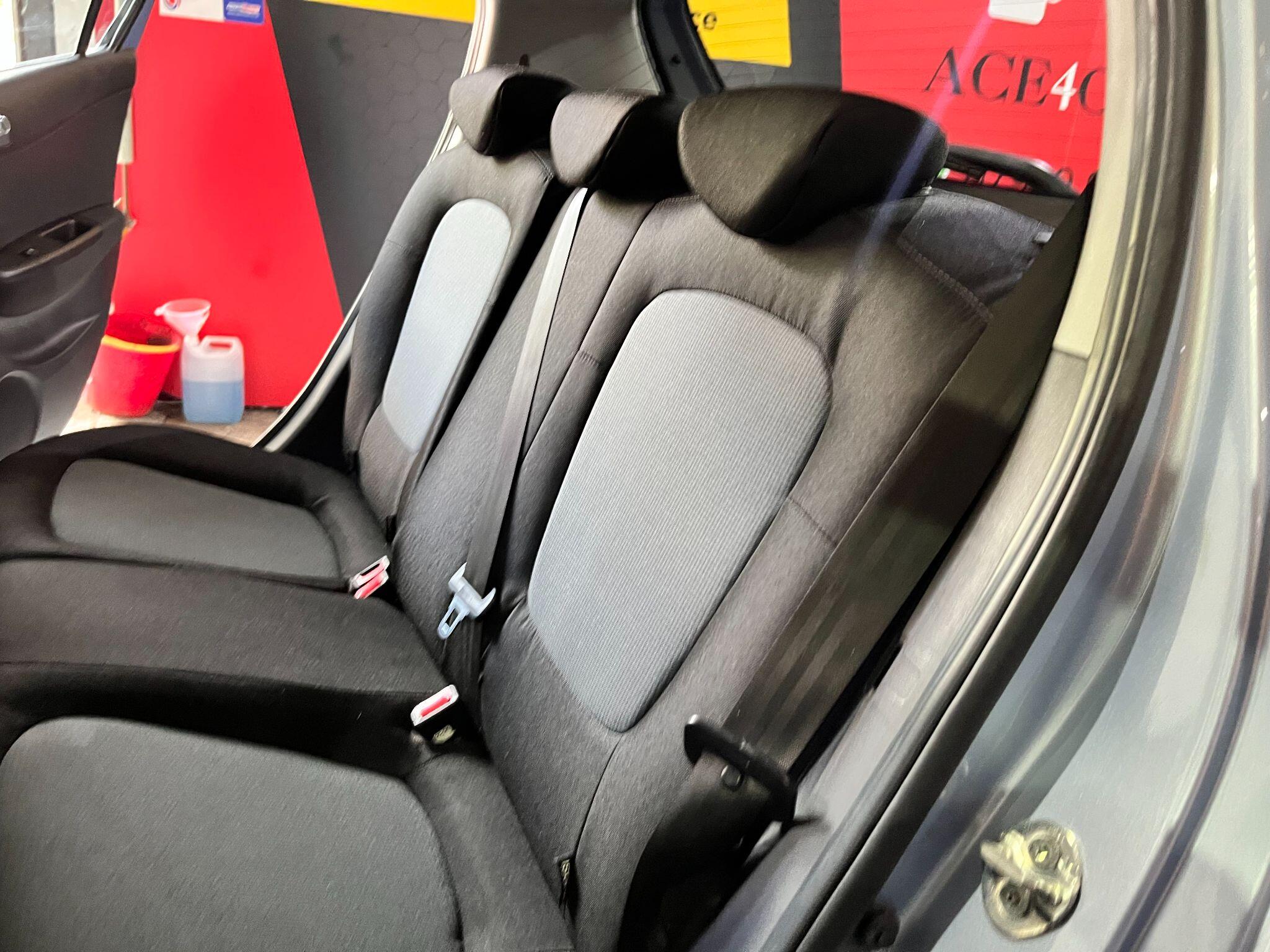 Hyundai I20 view 32