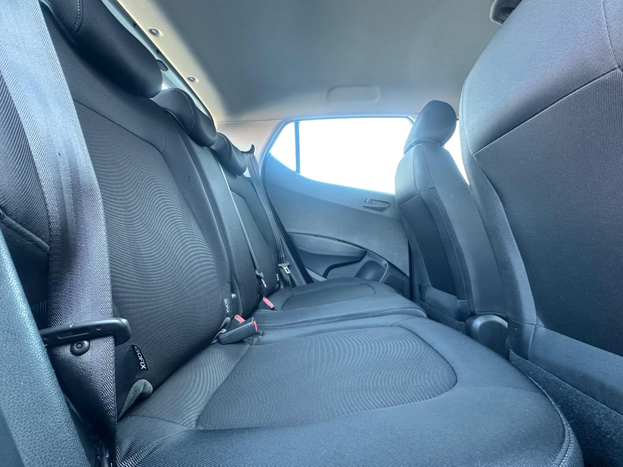 Hyundai I10 view 25