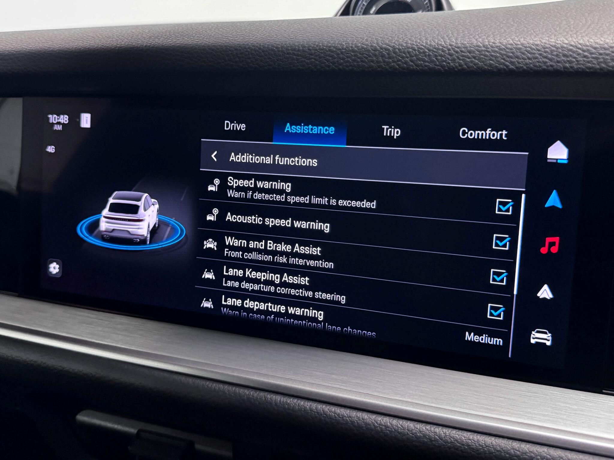 Porsche Cayenne view 55