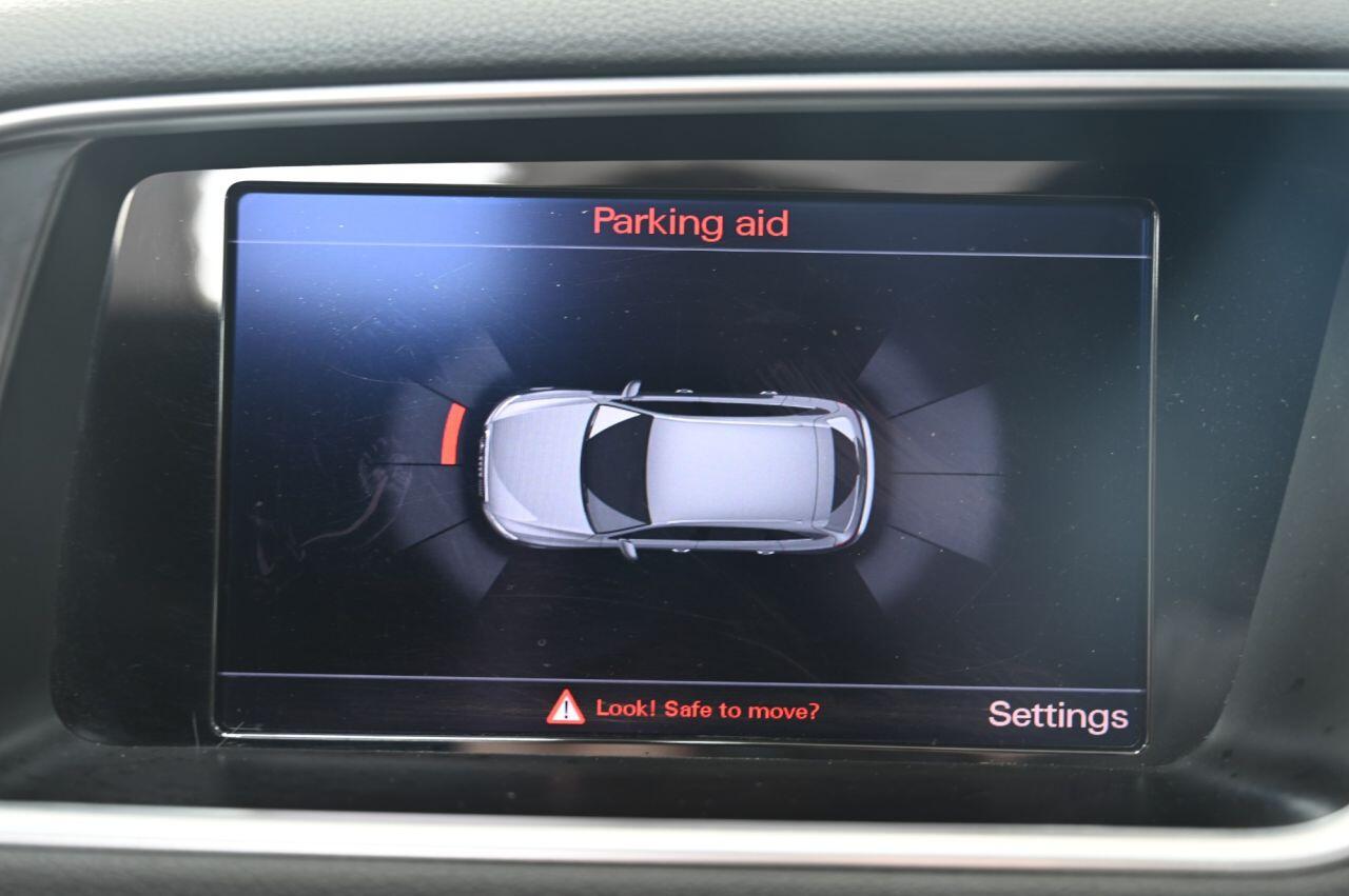 Audi Q5 view 26