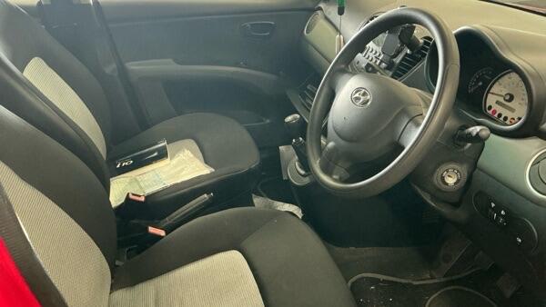 Hyundai I10 view 8