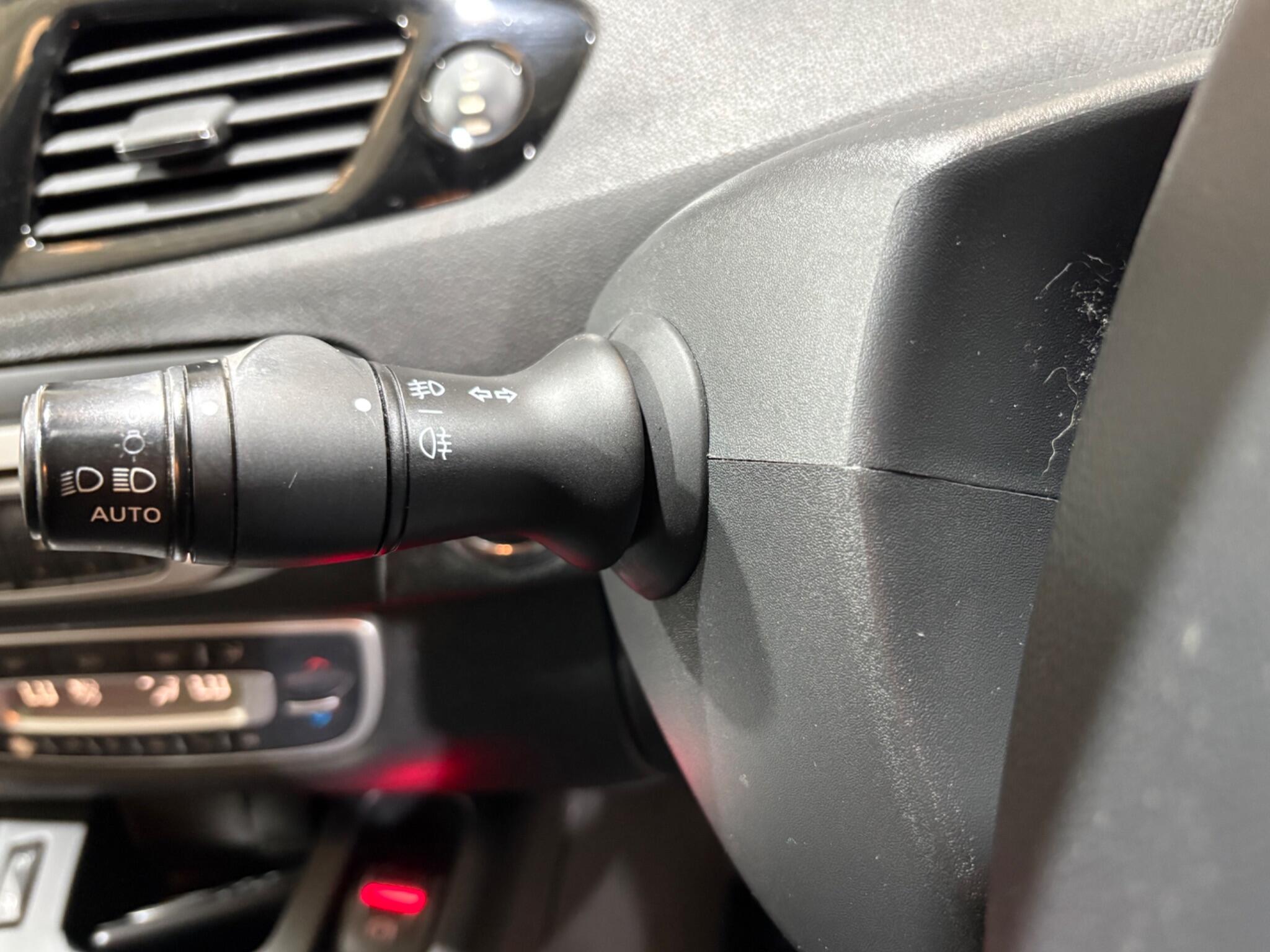 Renault Scenic view 20
