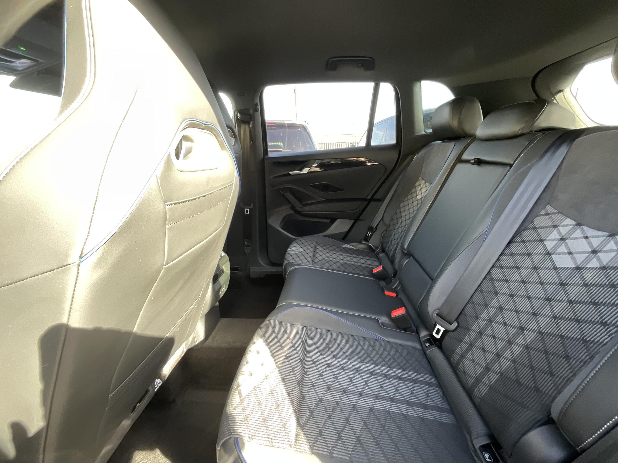 Volkswagen Tiguan view 15