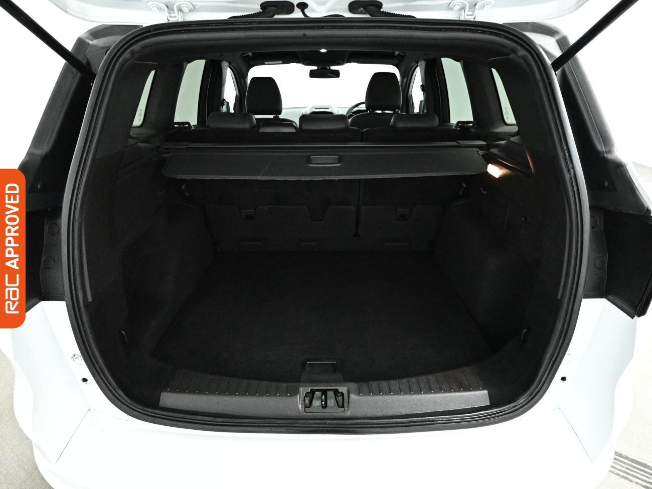 Ford Kuga view 24