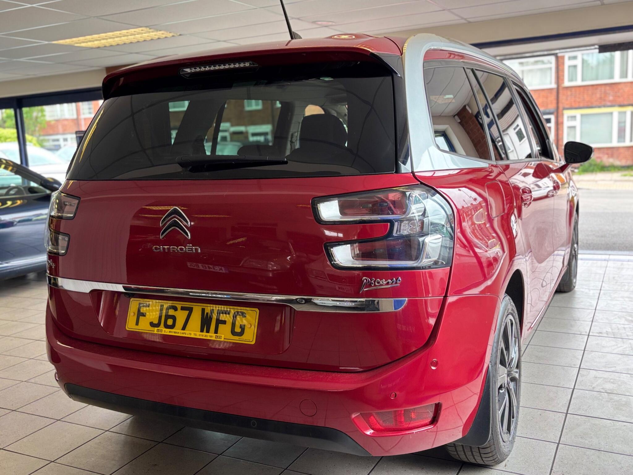 Citroen Grand C4 Picasso view 8