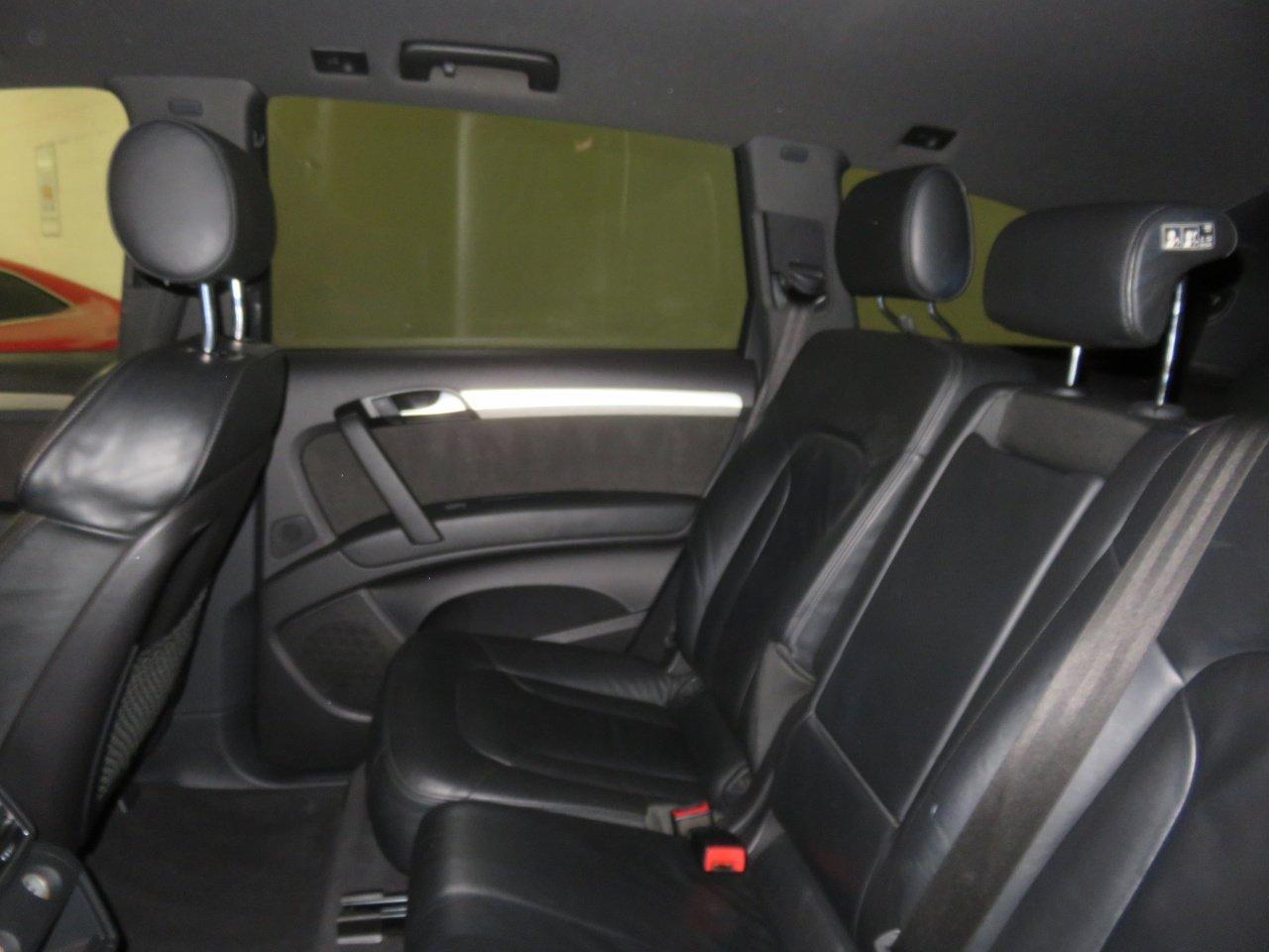 Audi Q7 view 52