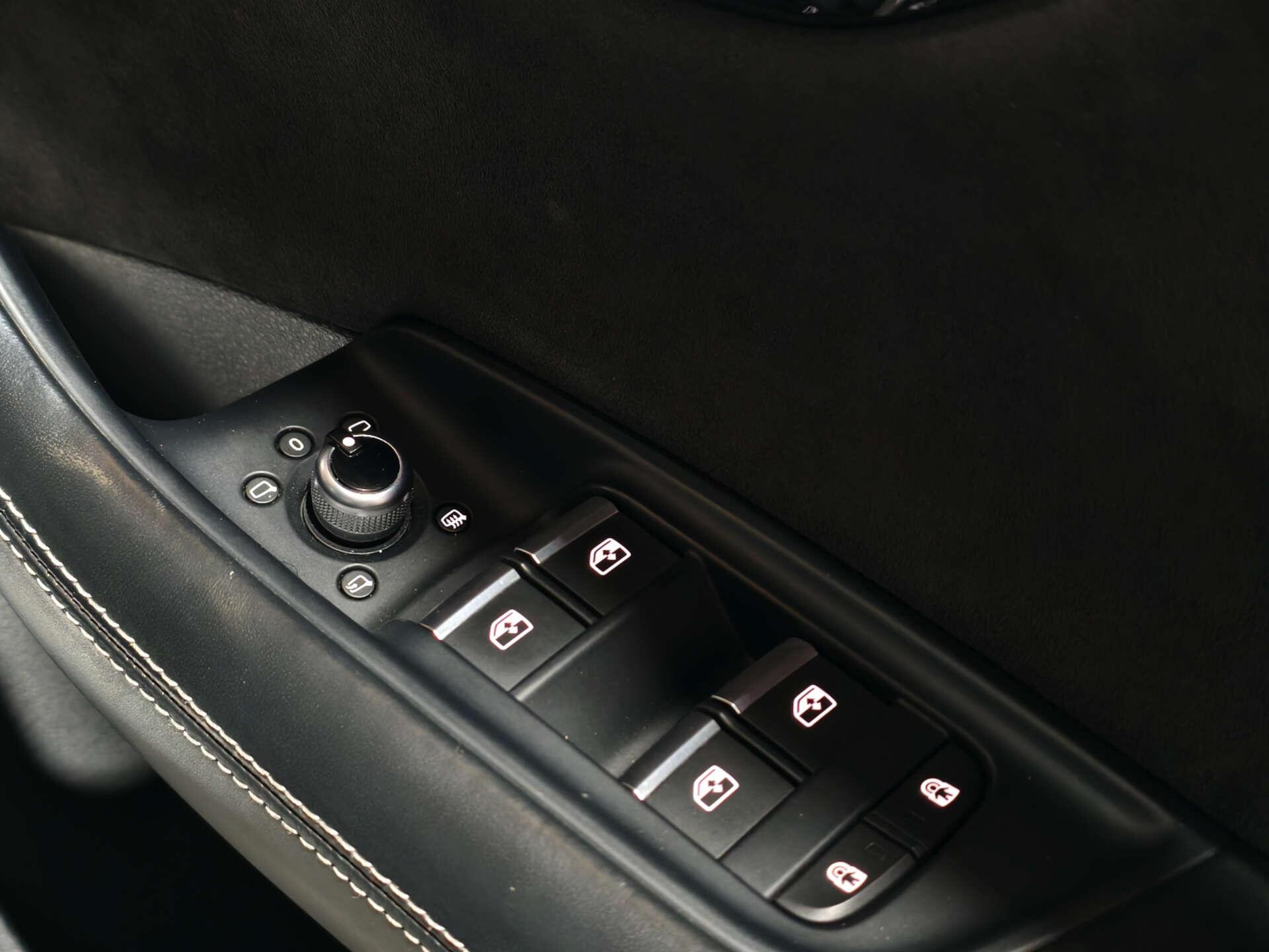 Audi SQ7 view 35