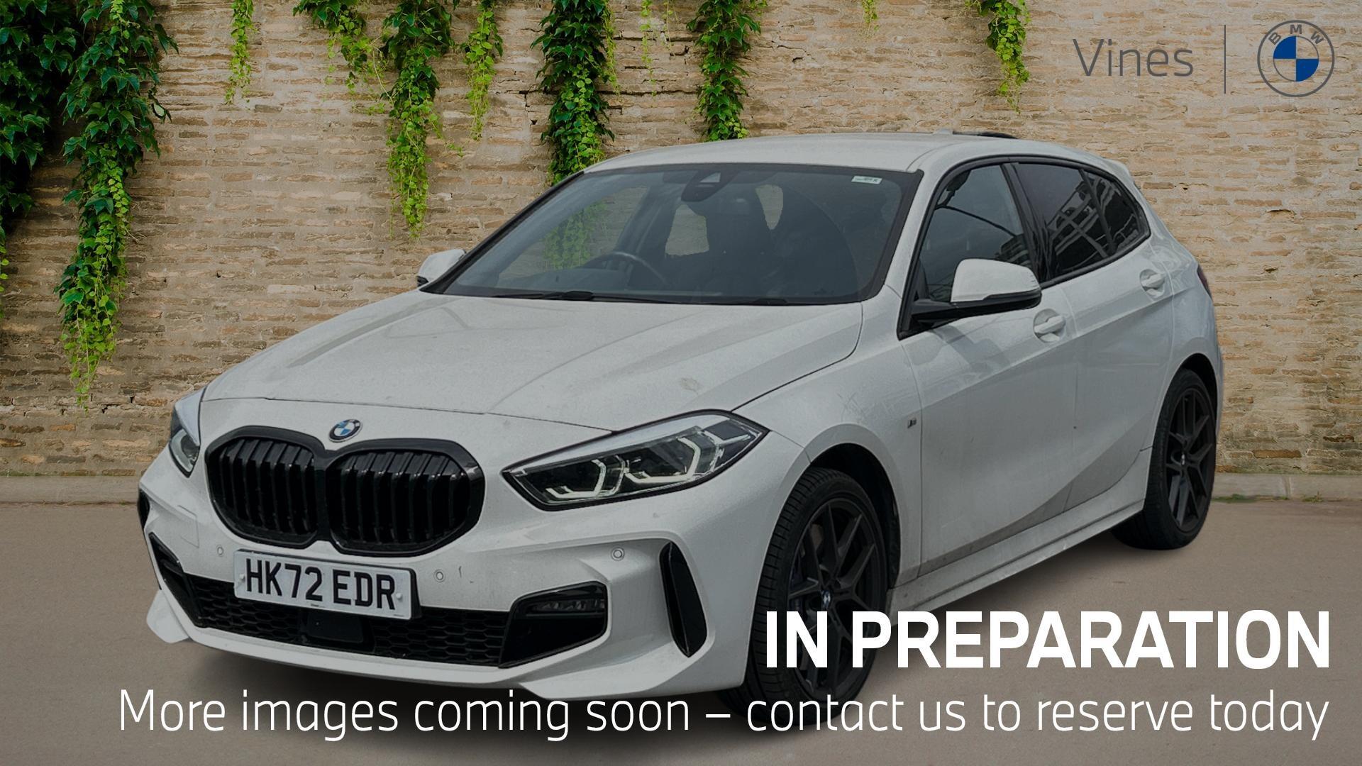 2022 BMW 1 Series thumbnail 4