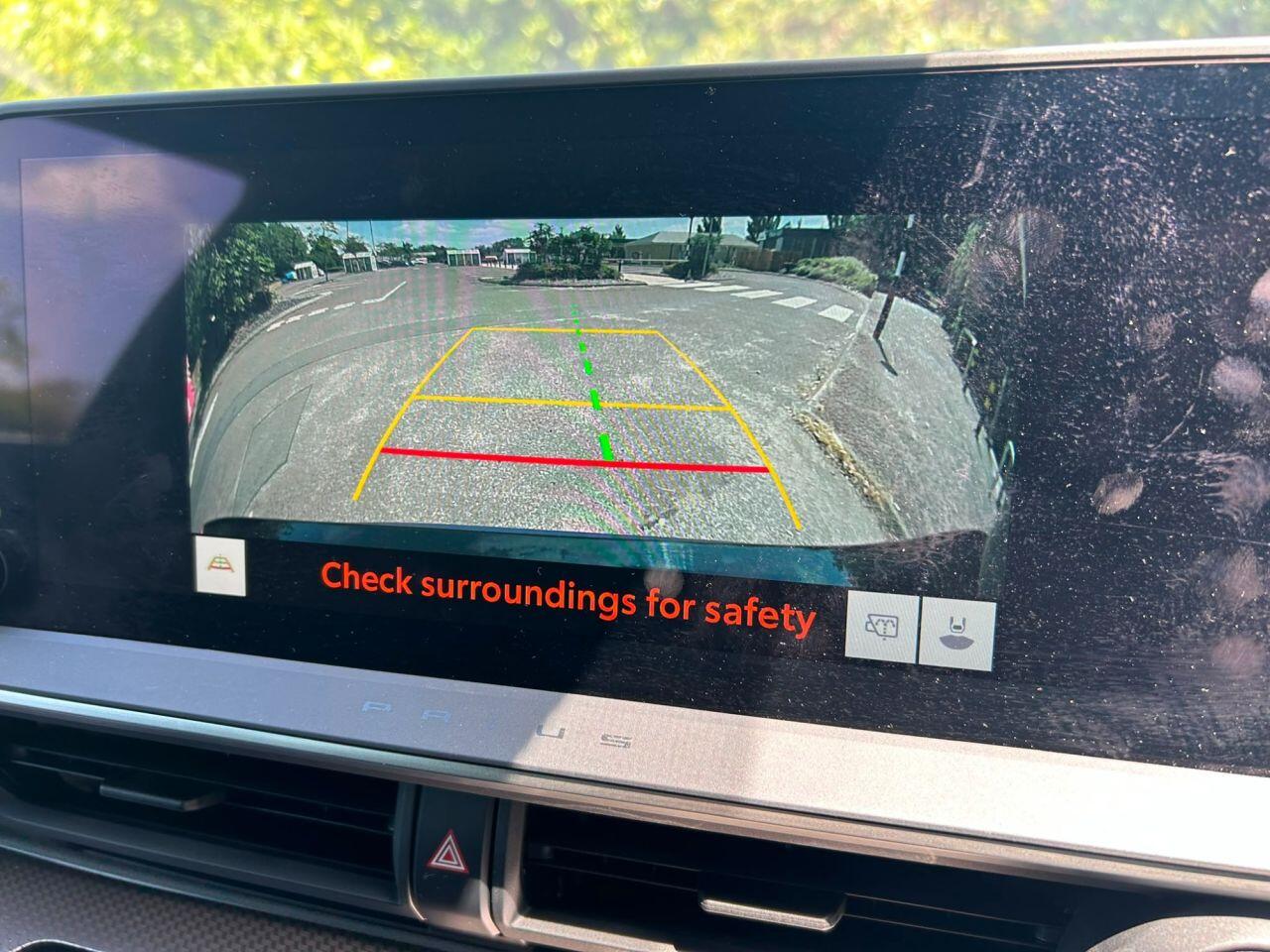 Toyota Prius view 35