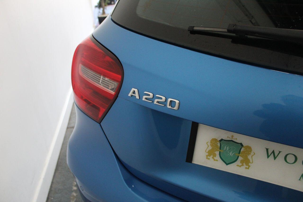 Mercedes-Benz A-Class view 19