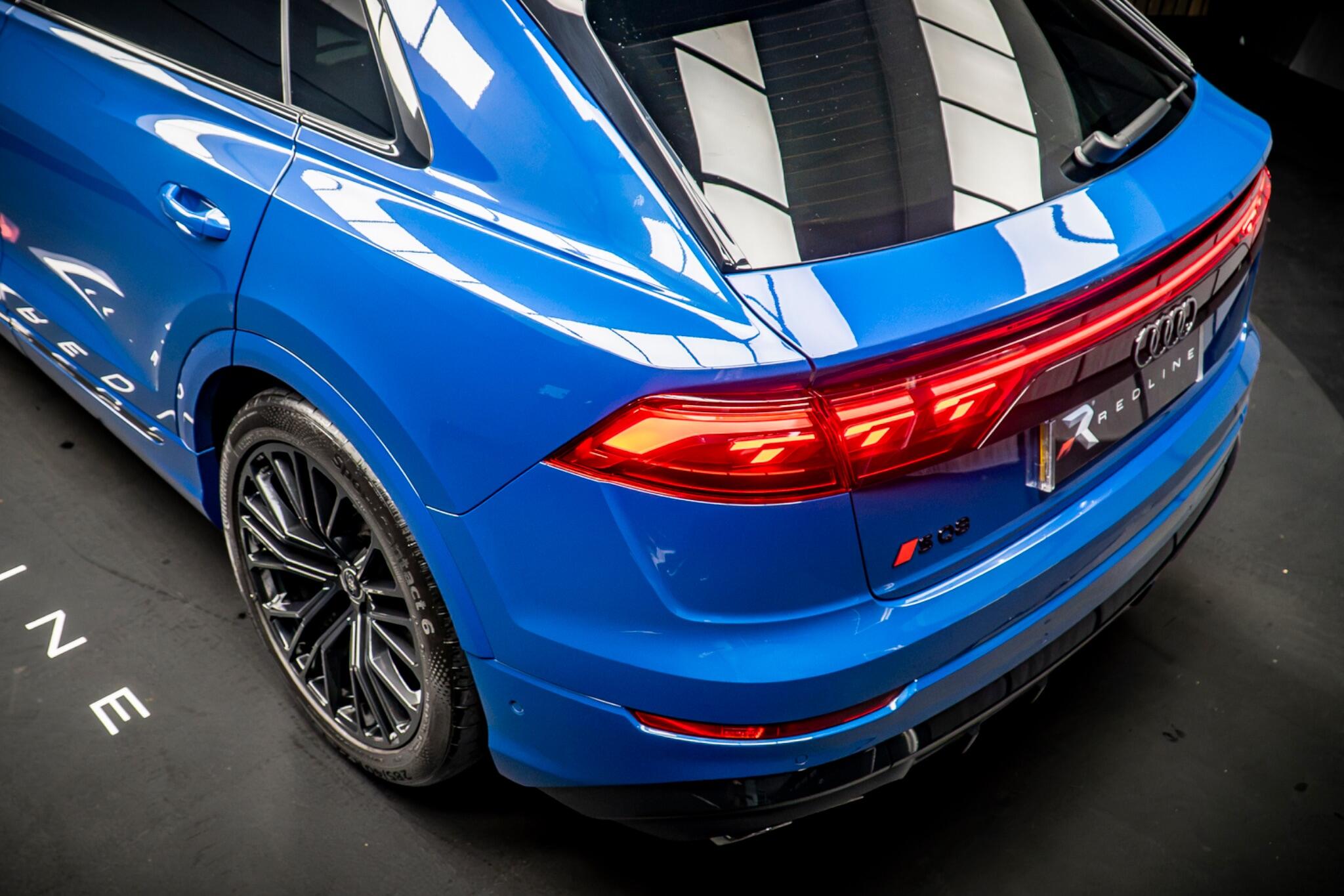 Audi SQ8 view 17