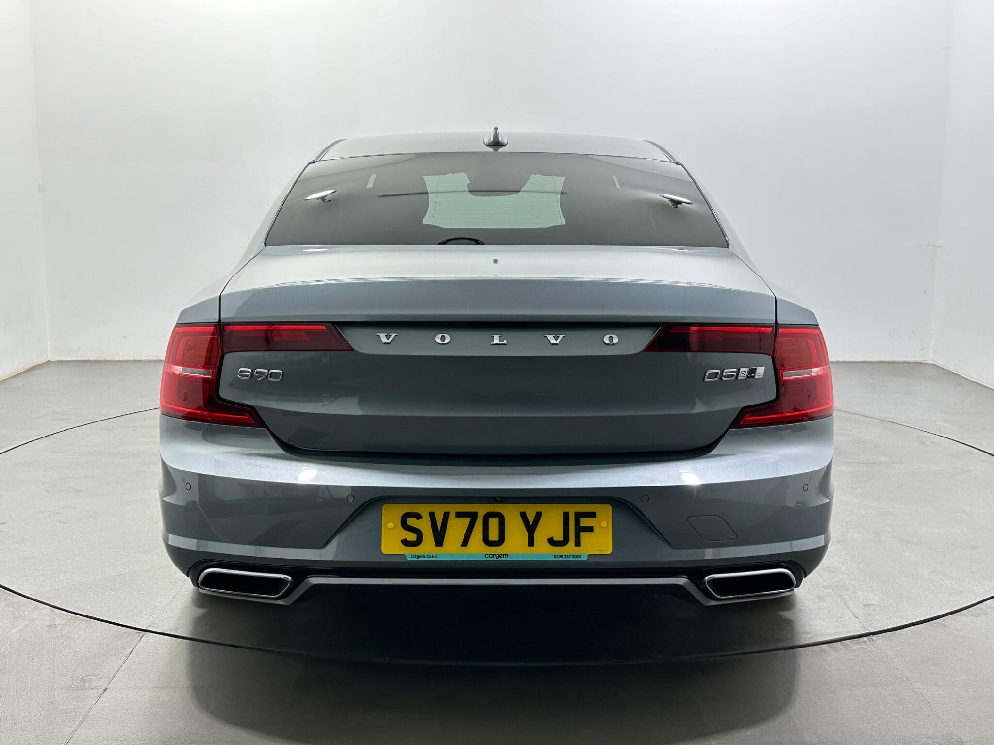 Volvo S90 view 7