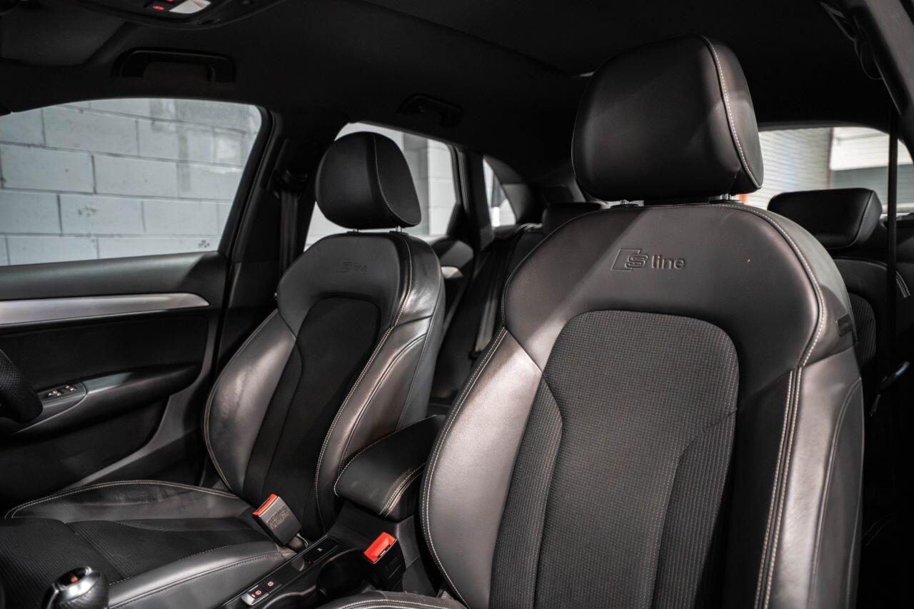 Audi Q3 view 17