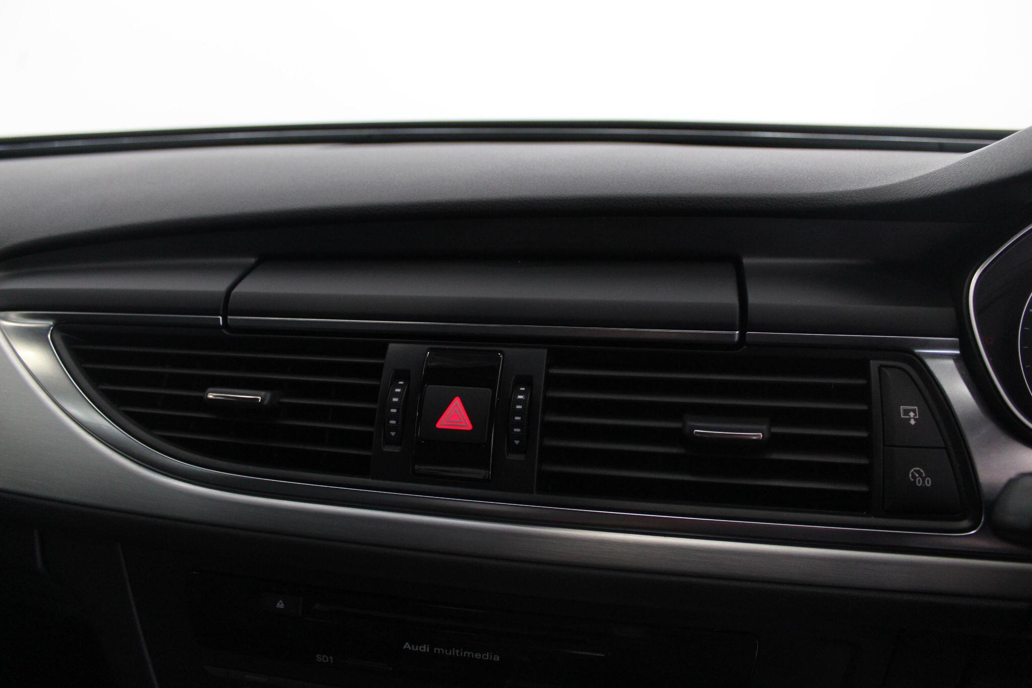 Audi A6 view 39