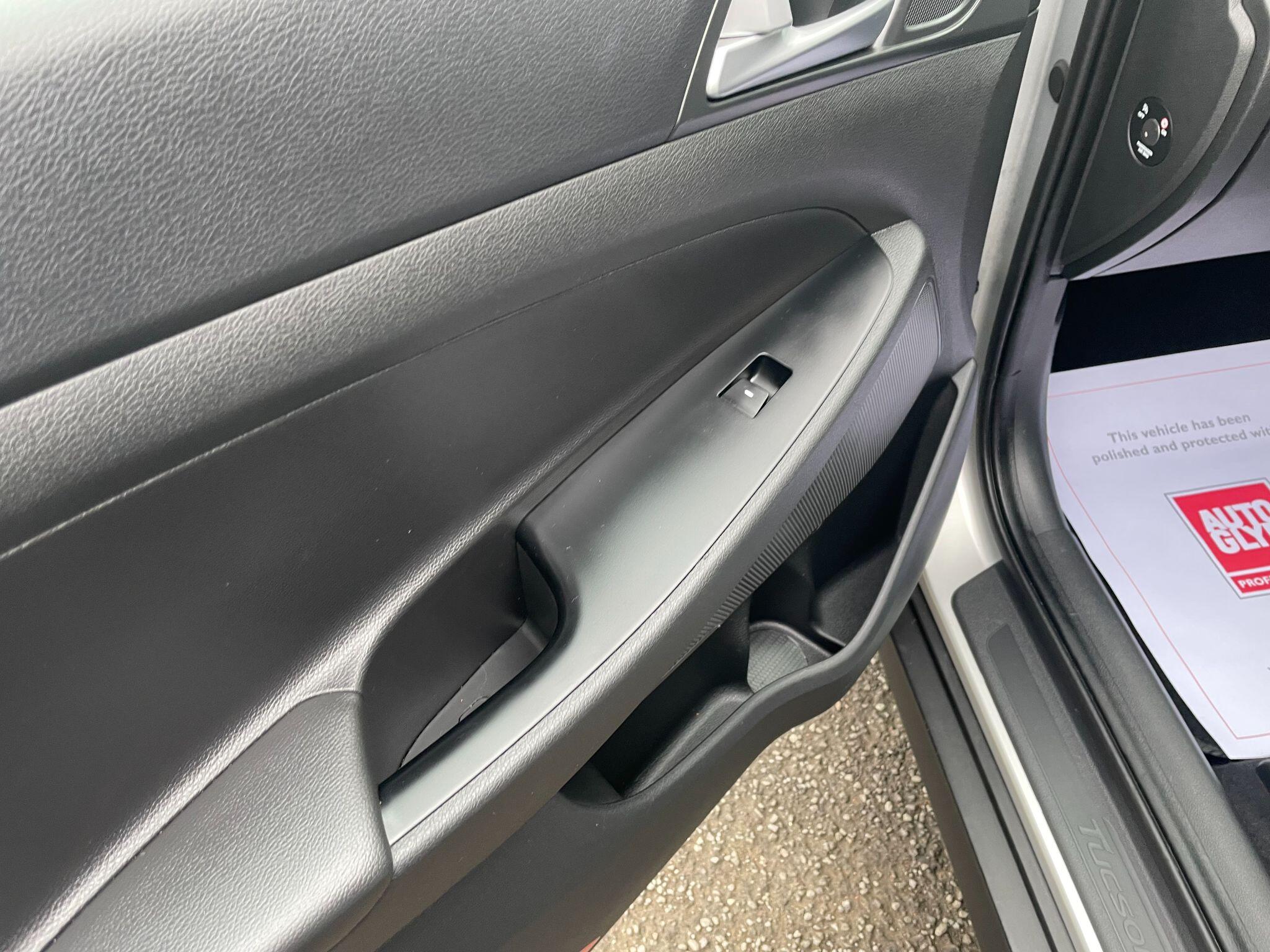 Hyundai Tucson view 30
