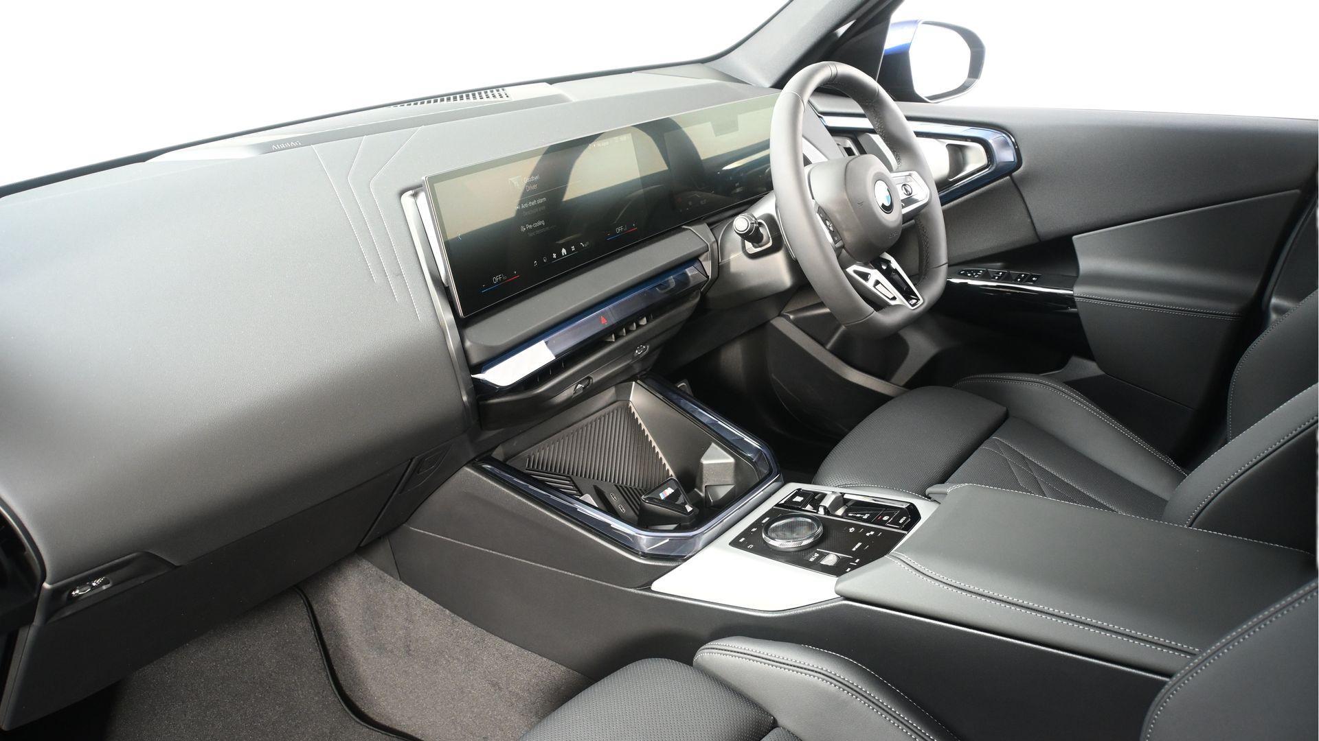 BMW X3 view 7