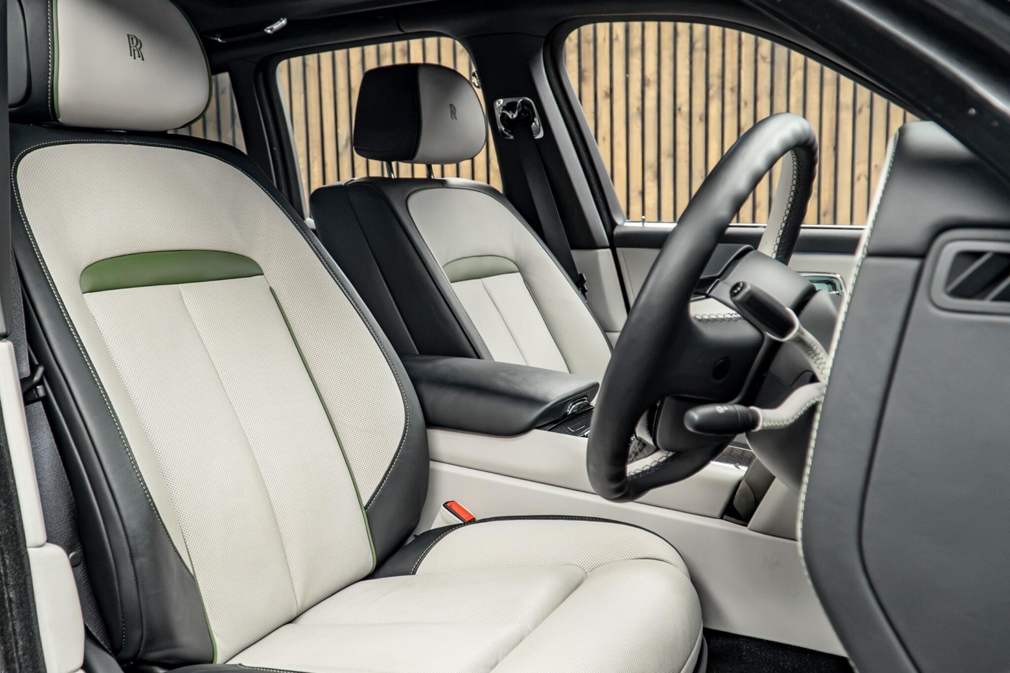 Rolls-Royce Cullinan view 2
