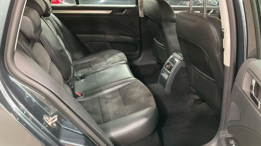 Skoda Superb view 25