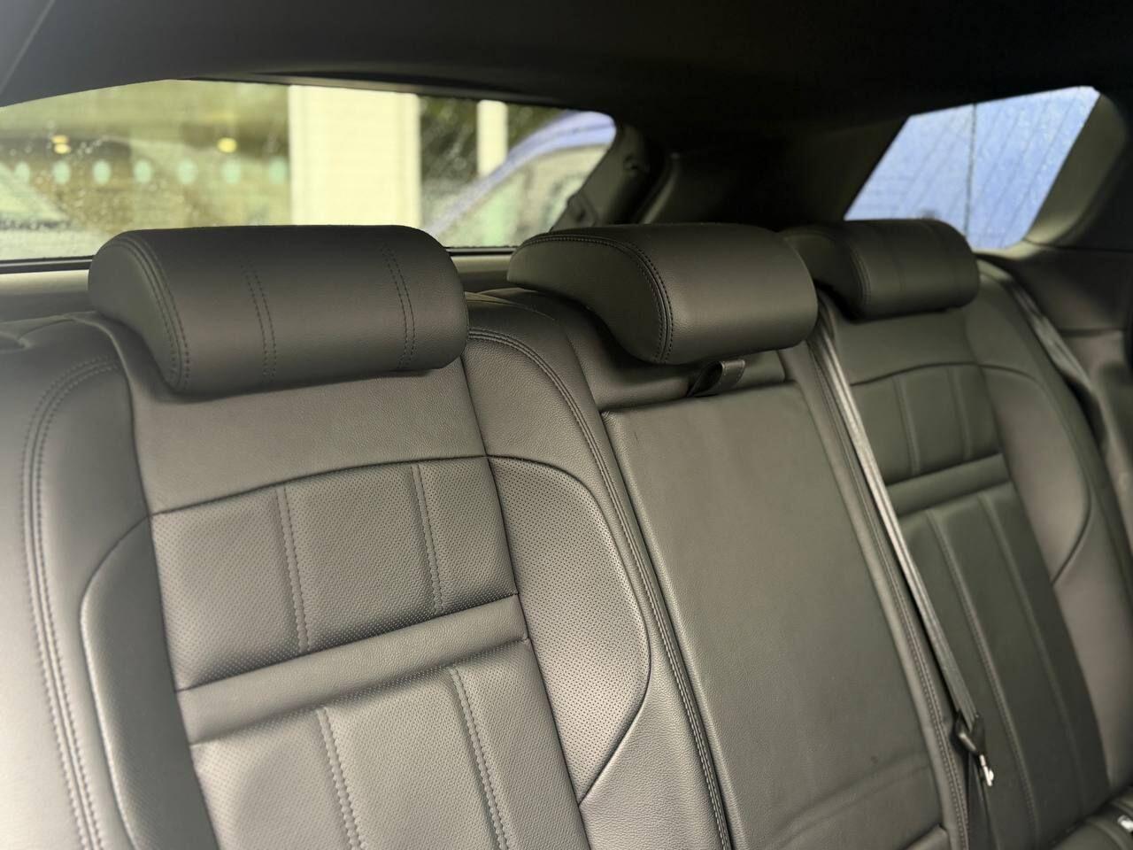 Land Rover Range Rover Evoque view 22