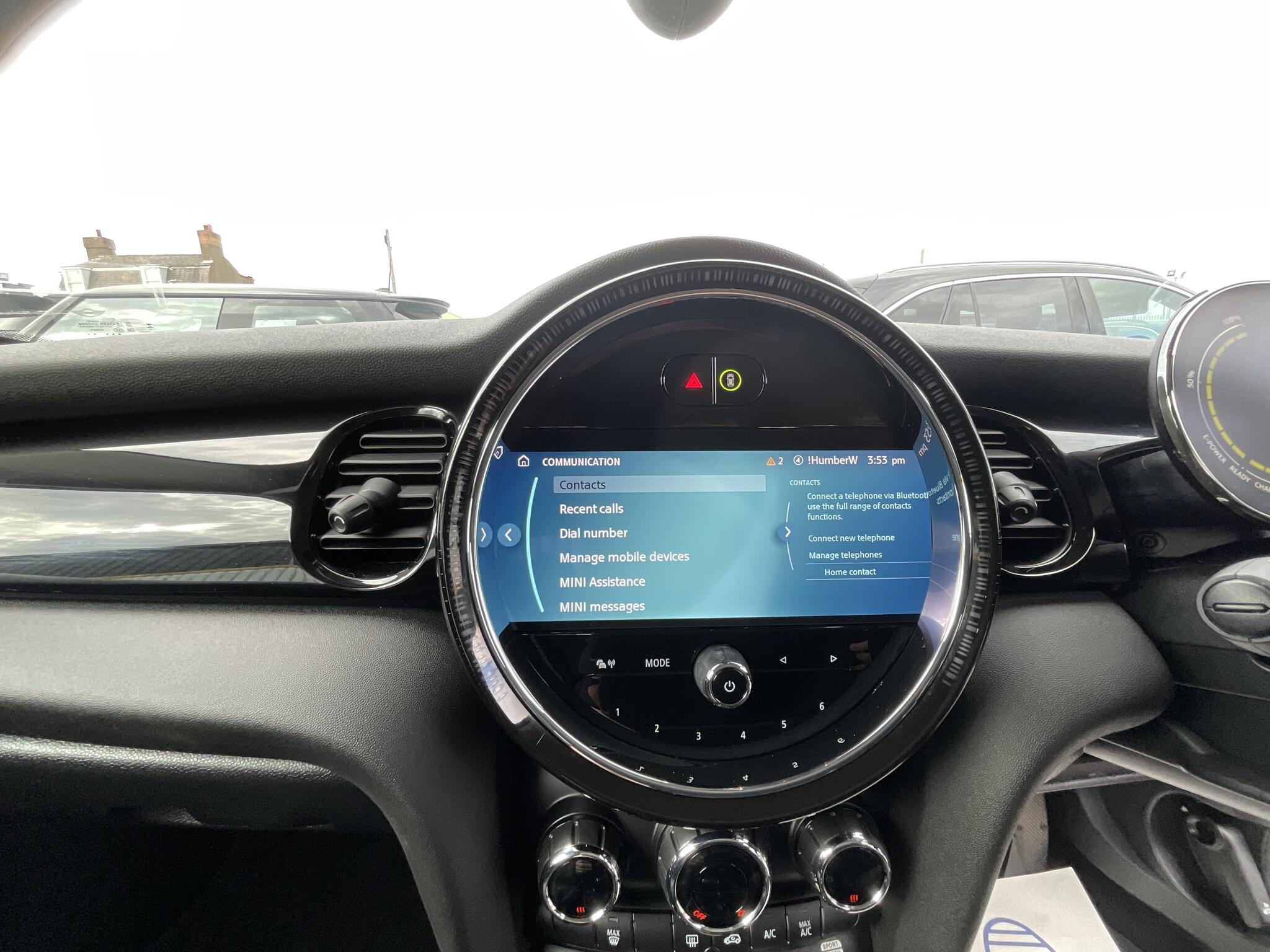 Mini Hatch view 27