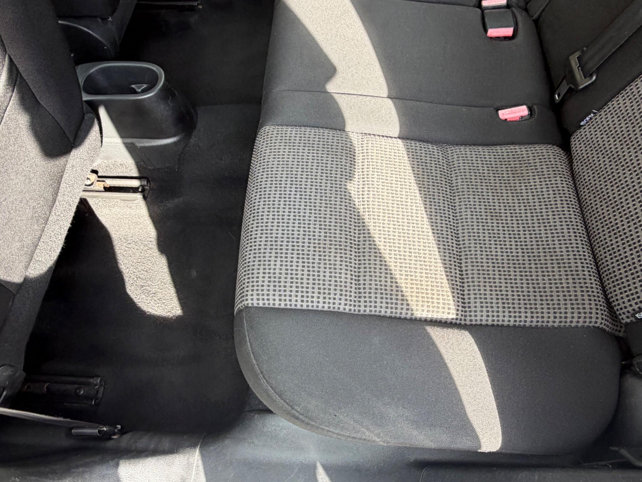Peugeot 207 view 29