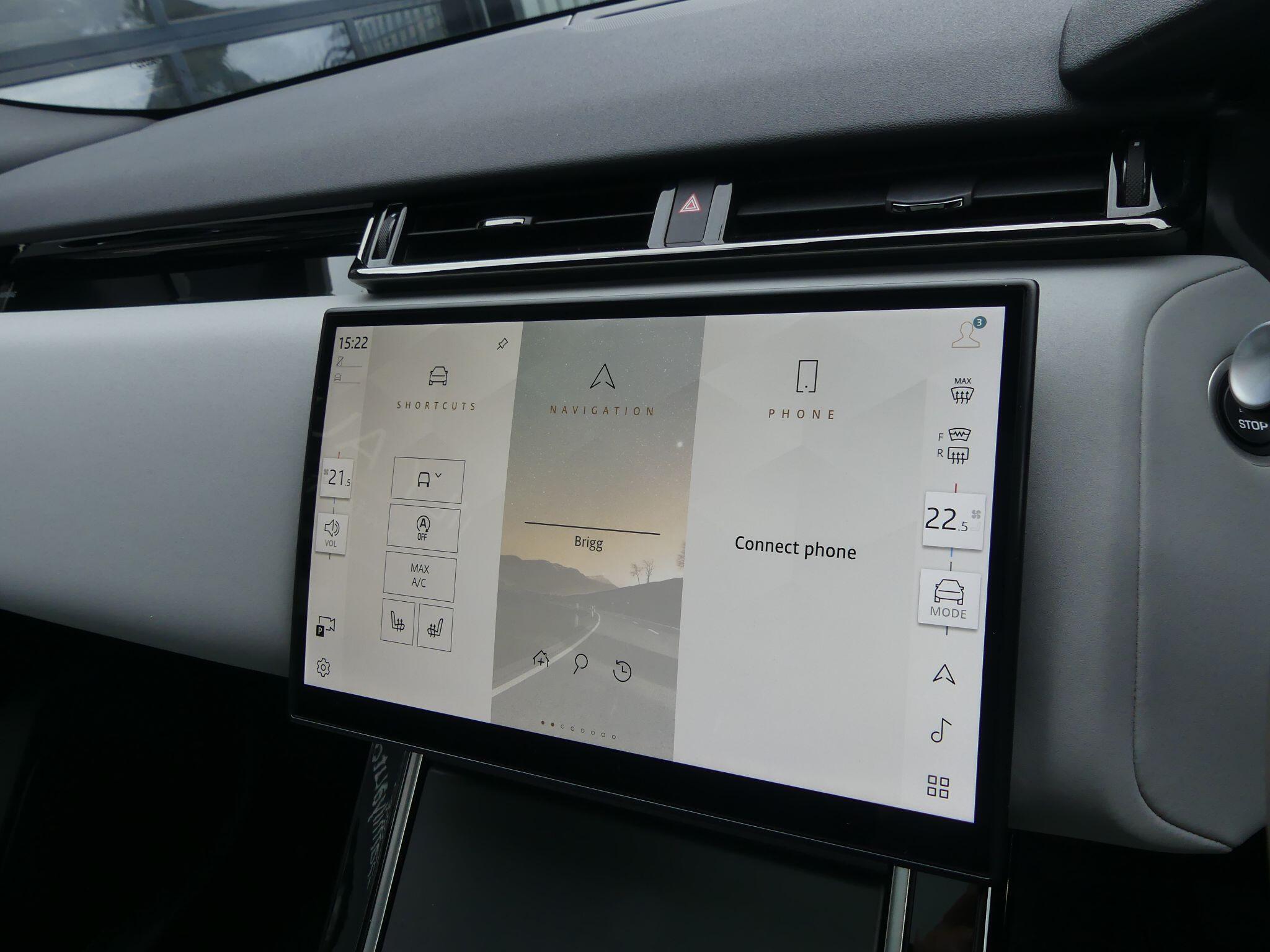 Land Rover Range Rover Velar view 18