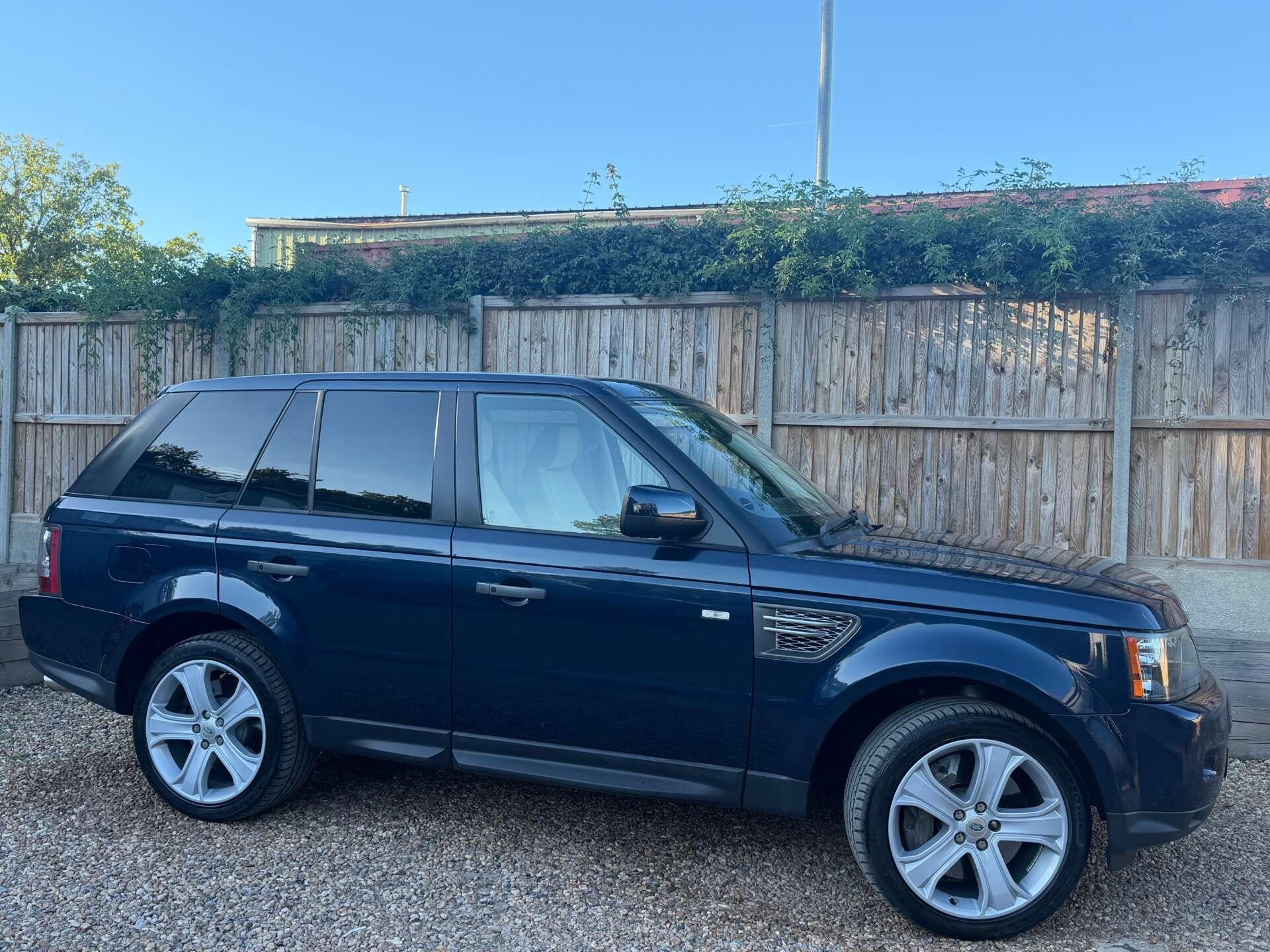Land Rover Range Rover Sport view 10
