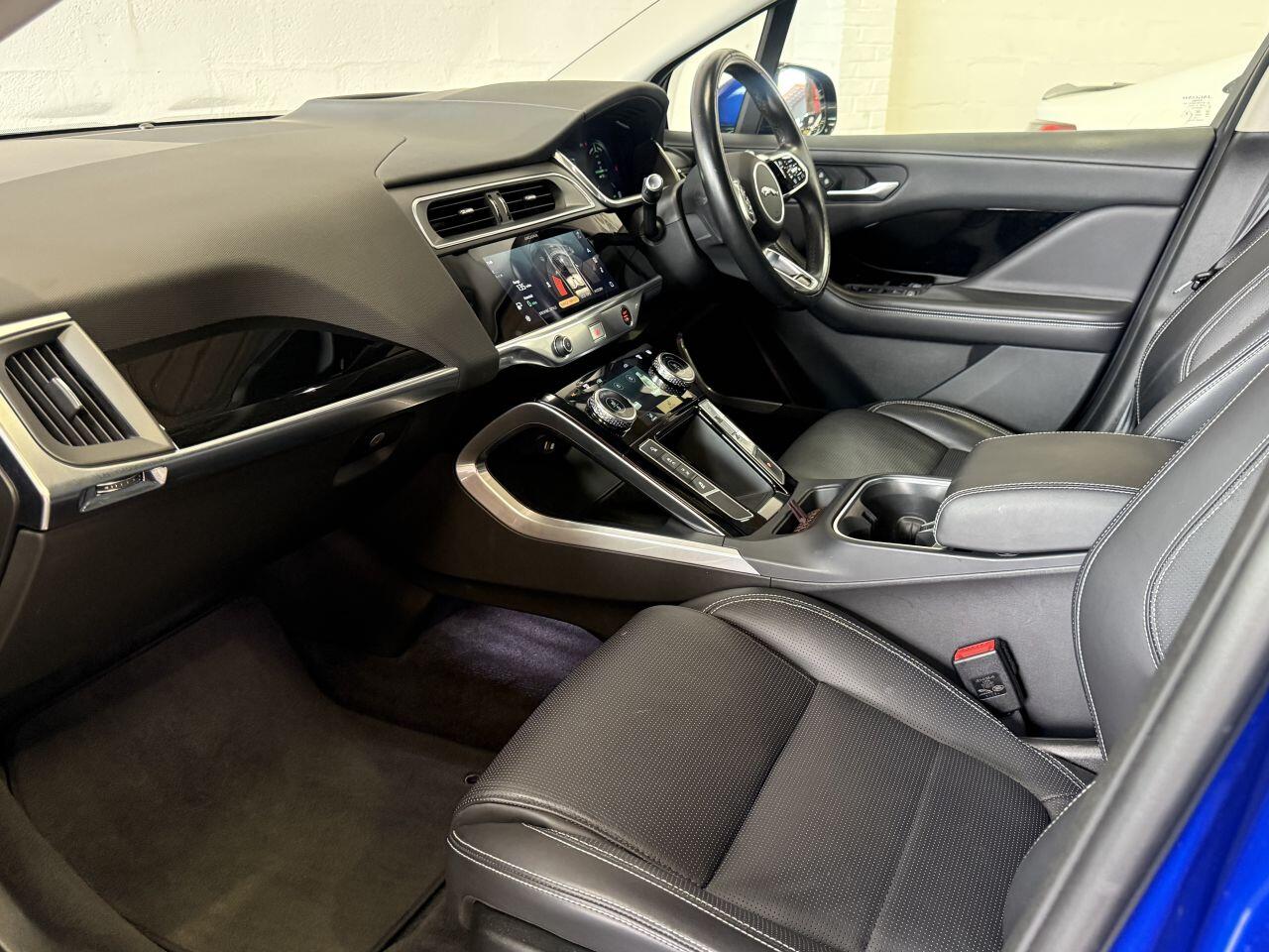 Jaguar I-Pace view 61