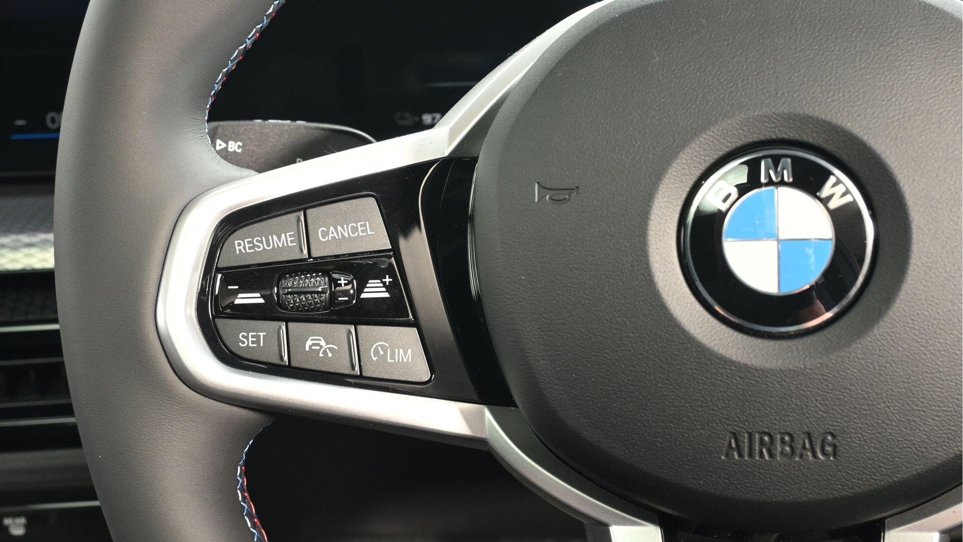 BMW i4 view 17