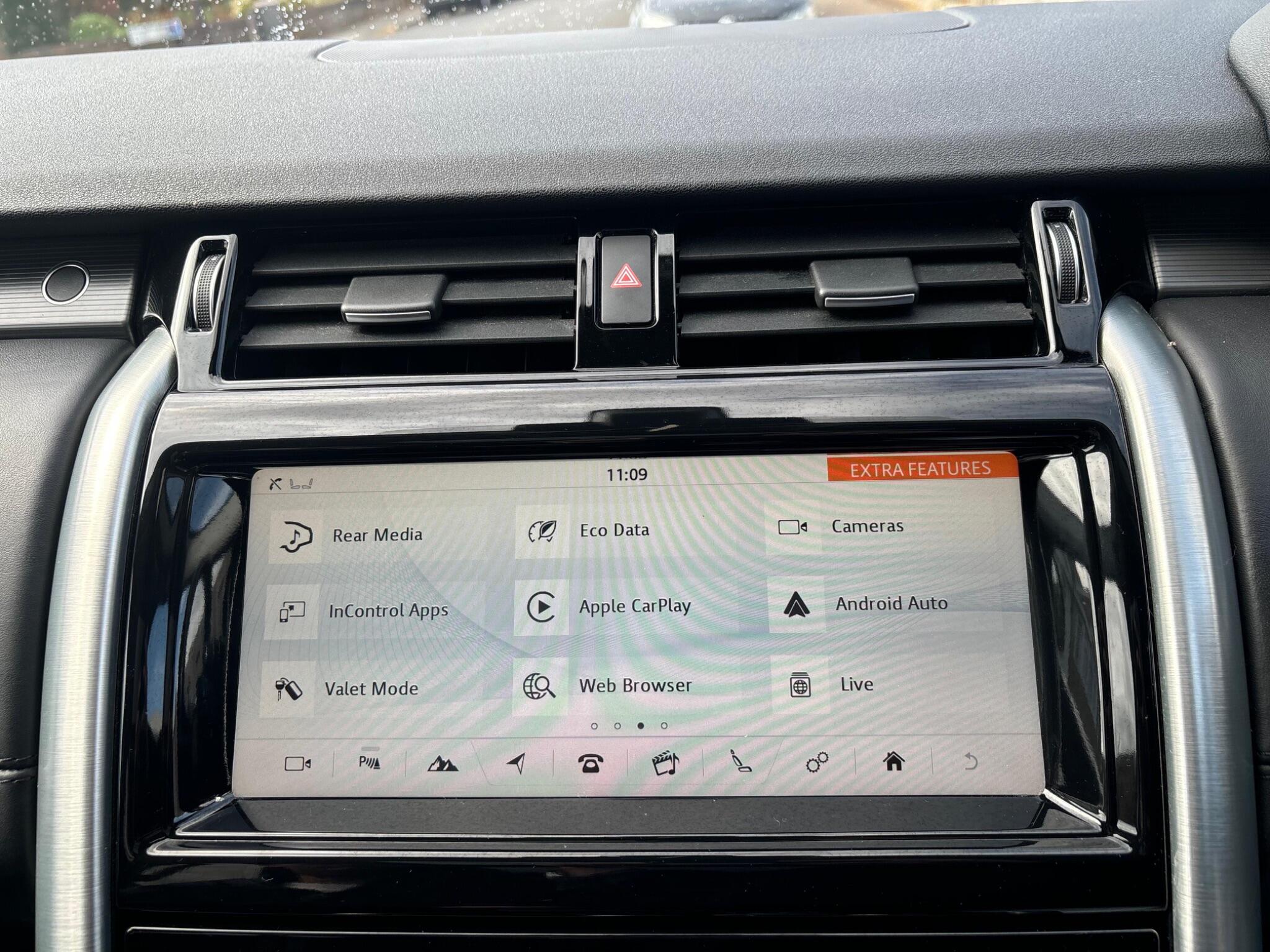 Land Rover Discovery 3 view 12