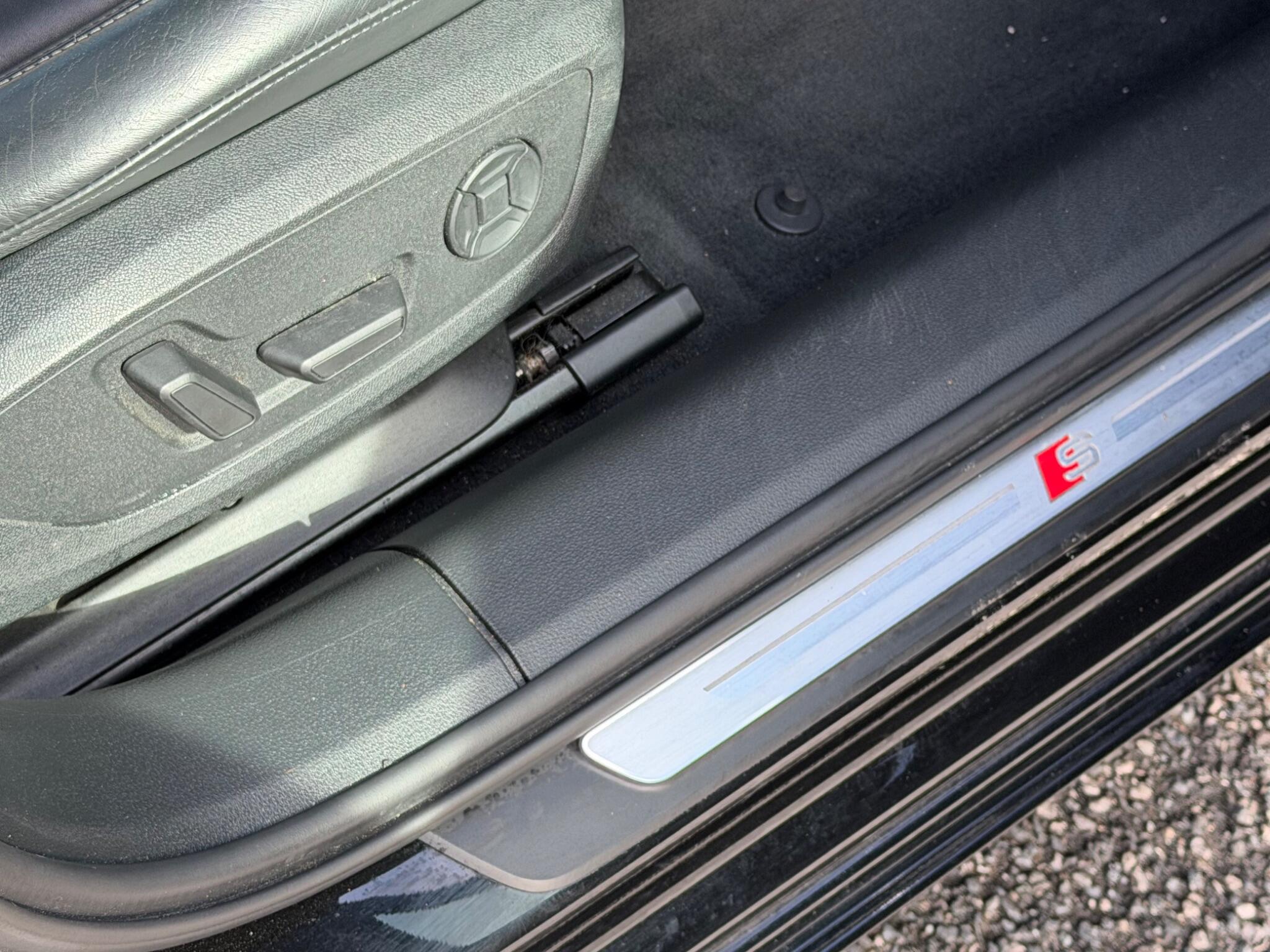 Audi A6 view 51