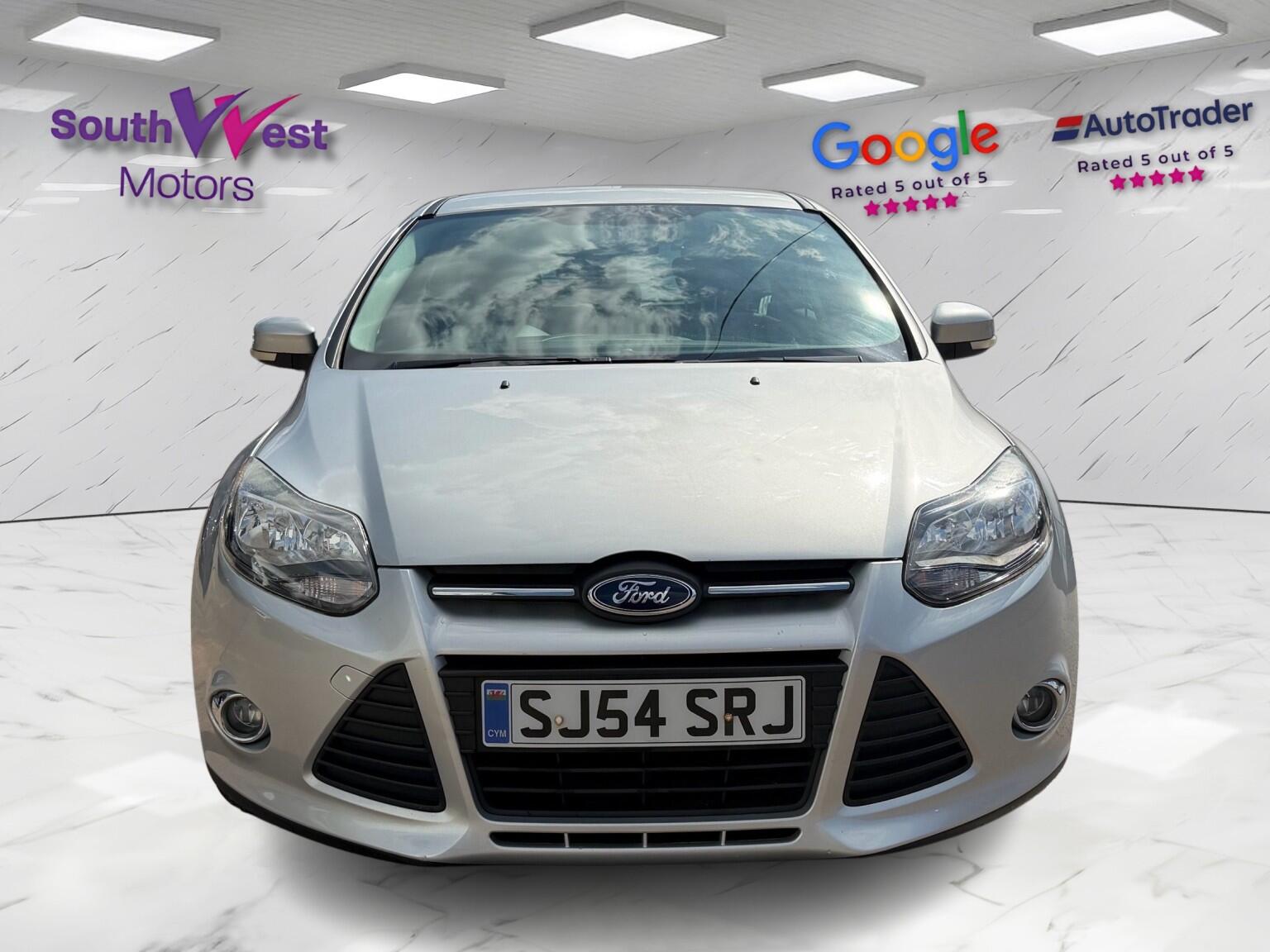 Ford Focus view 12