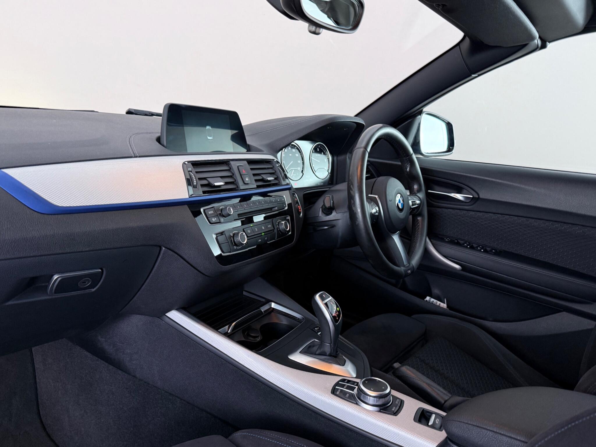 BMW 2 Series view 4