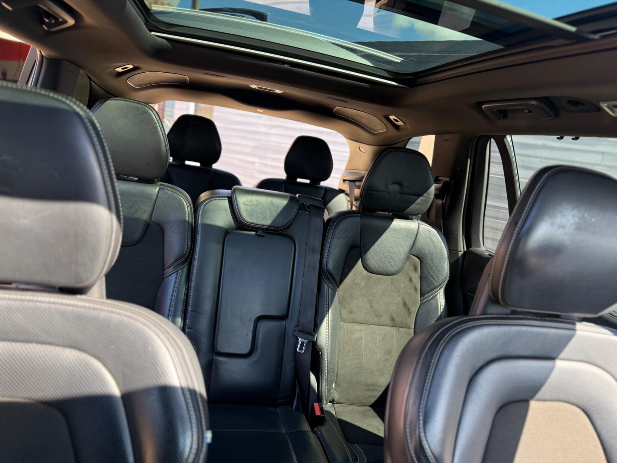 Volvo XC90 view 21