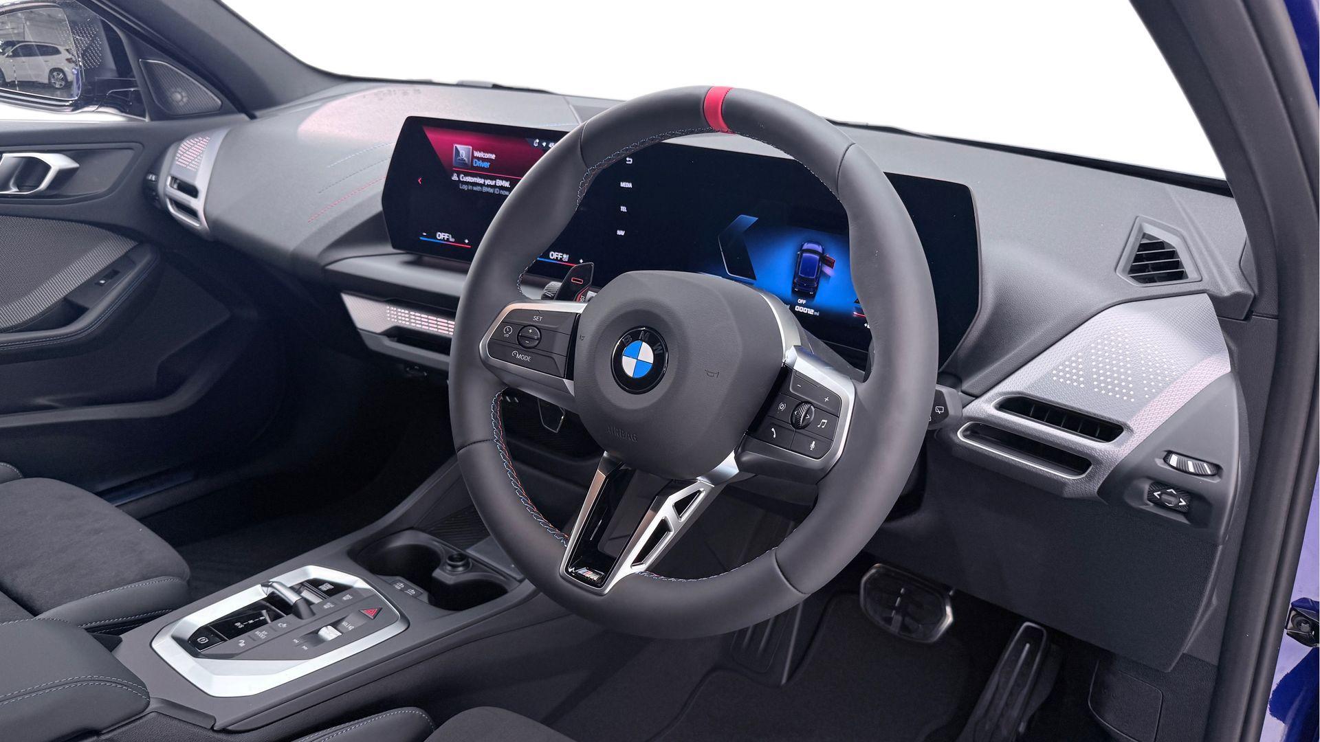 BMW 1 Series view 6