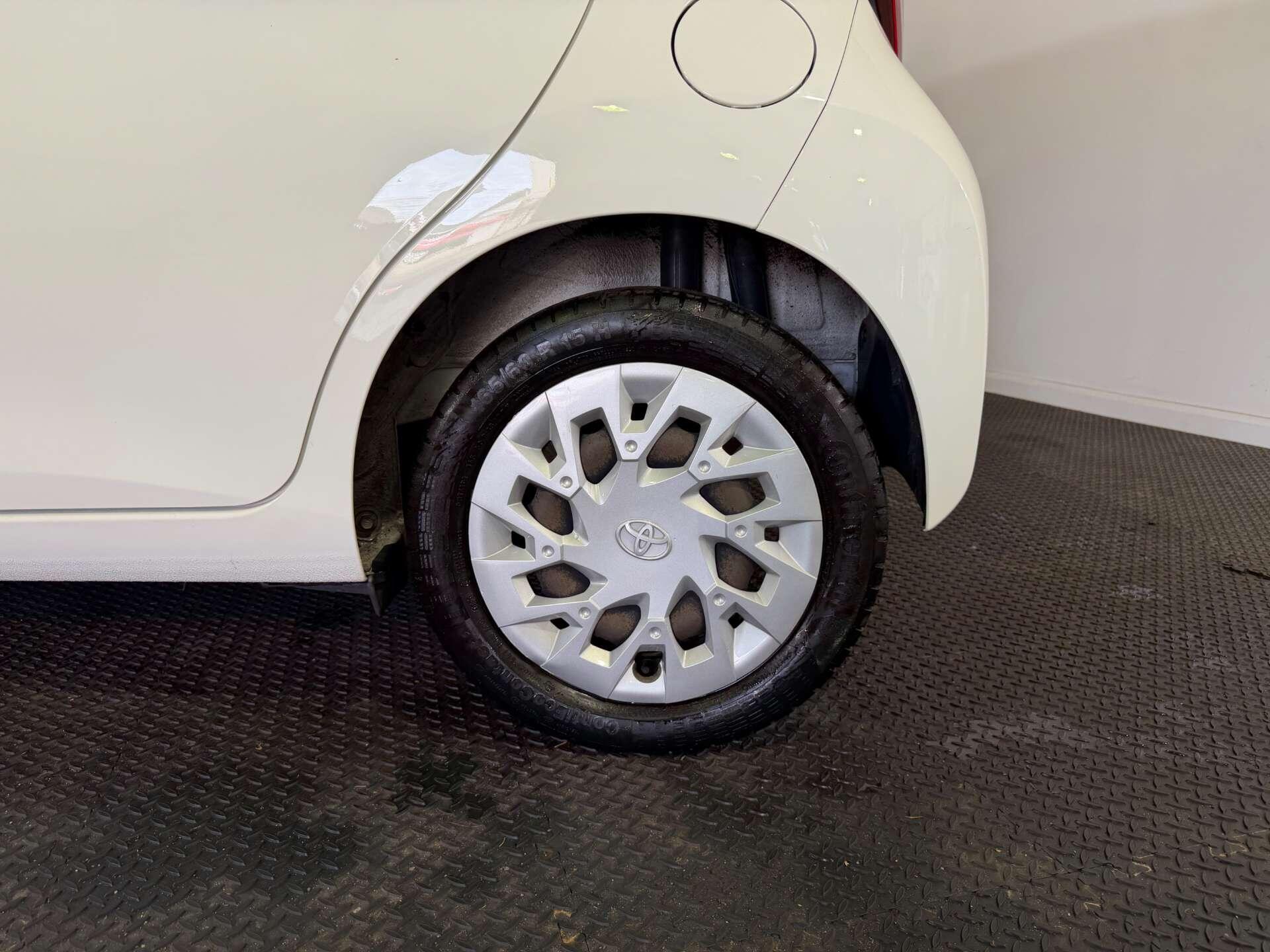 Toyota Aygo view 55