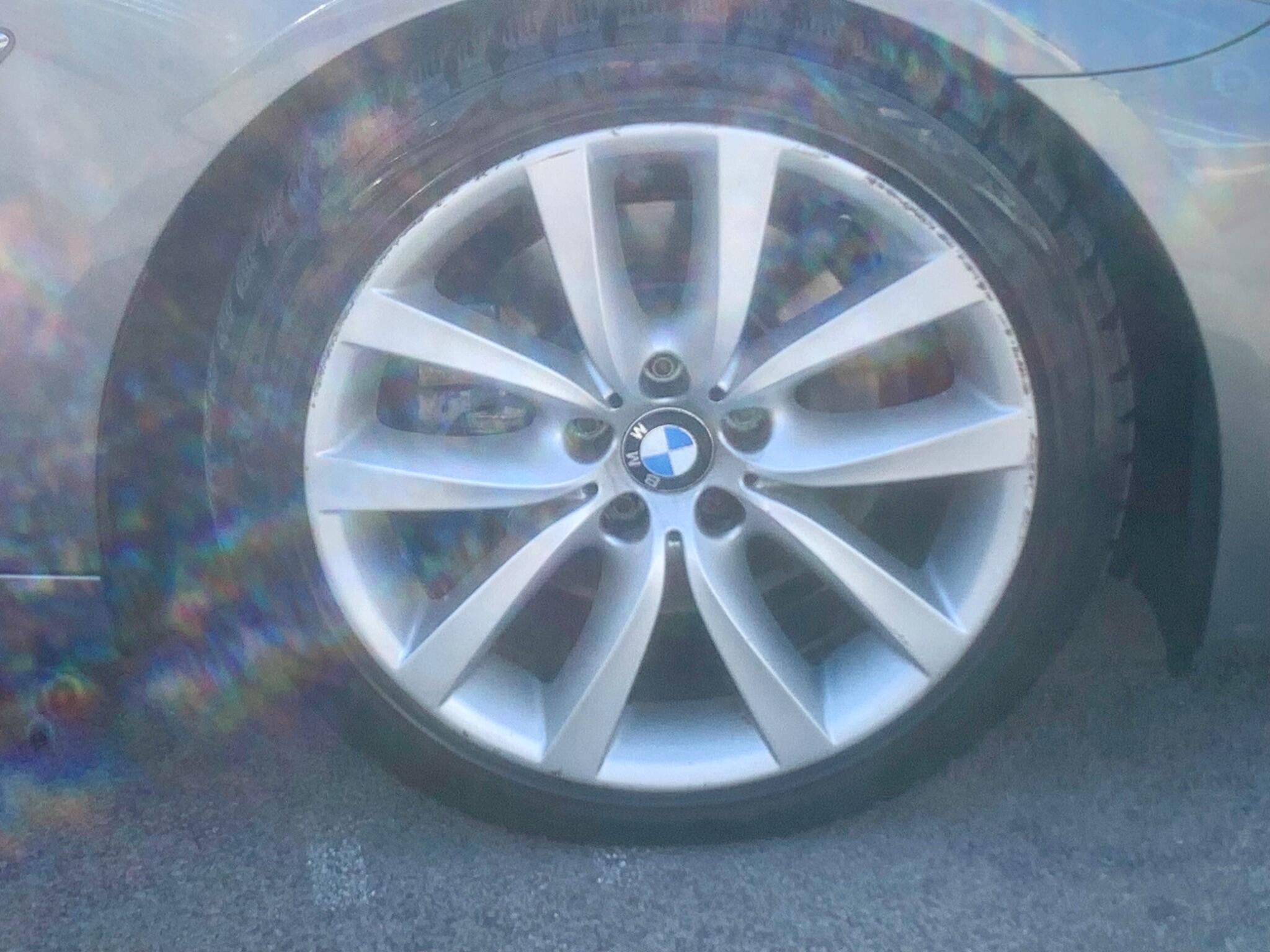 BMW 5 Series view 11