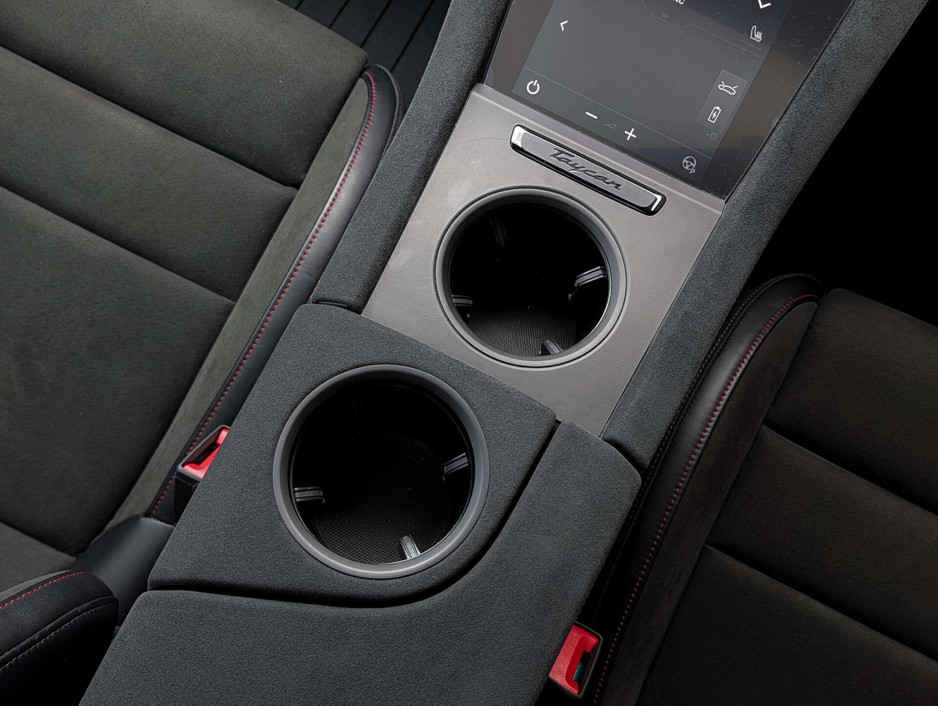 Porsche Taycan view 42