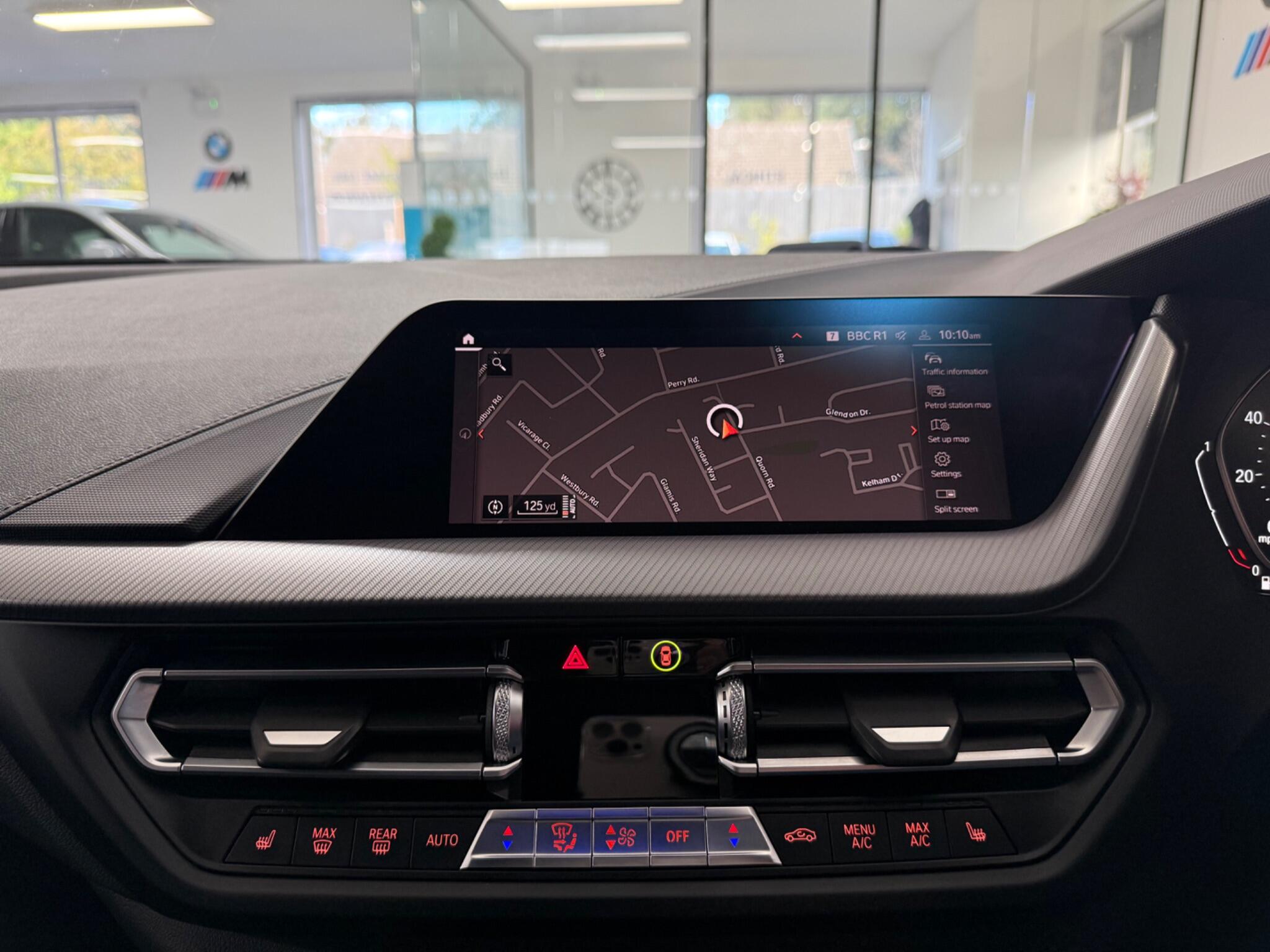 BMW 1 Series view 11